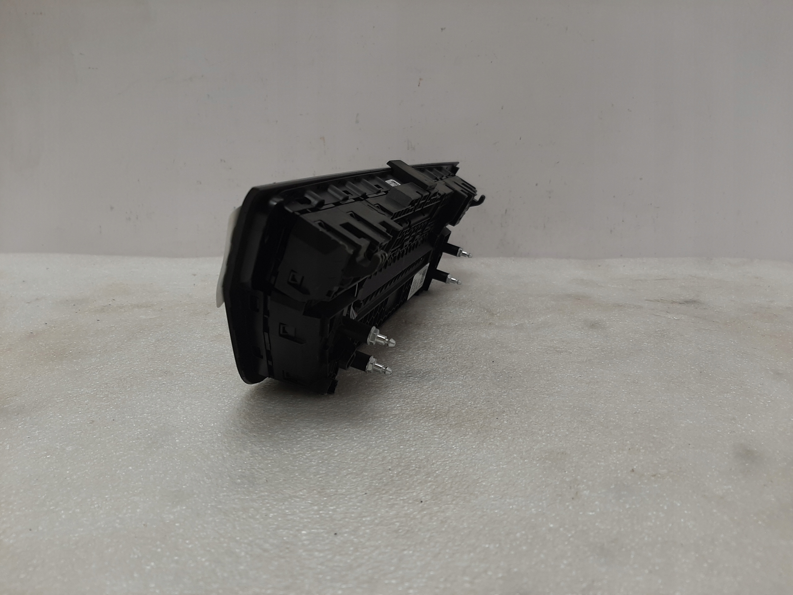 Panel radia i klimatyzacji BMW G30 6834466 - galeria
