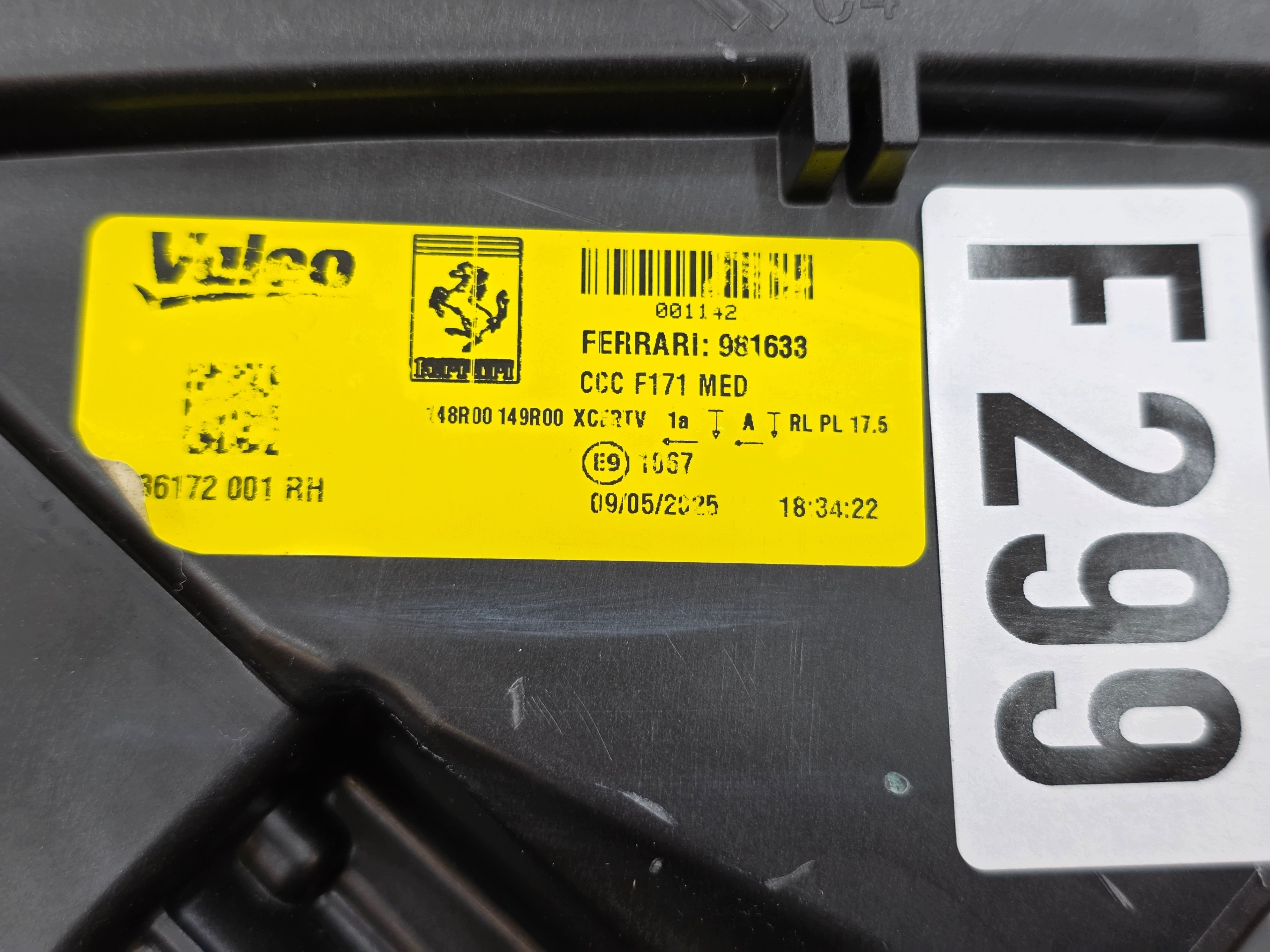 Lampa Przód Przednia Prawa FERRARI 296 MED F171 - galeria