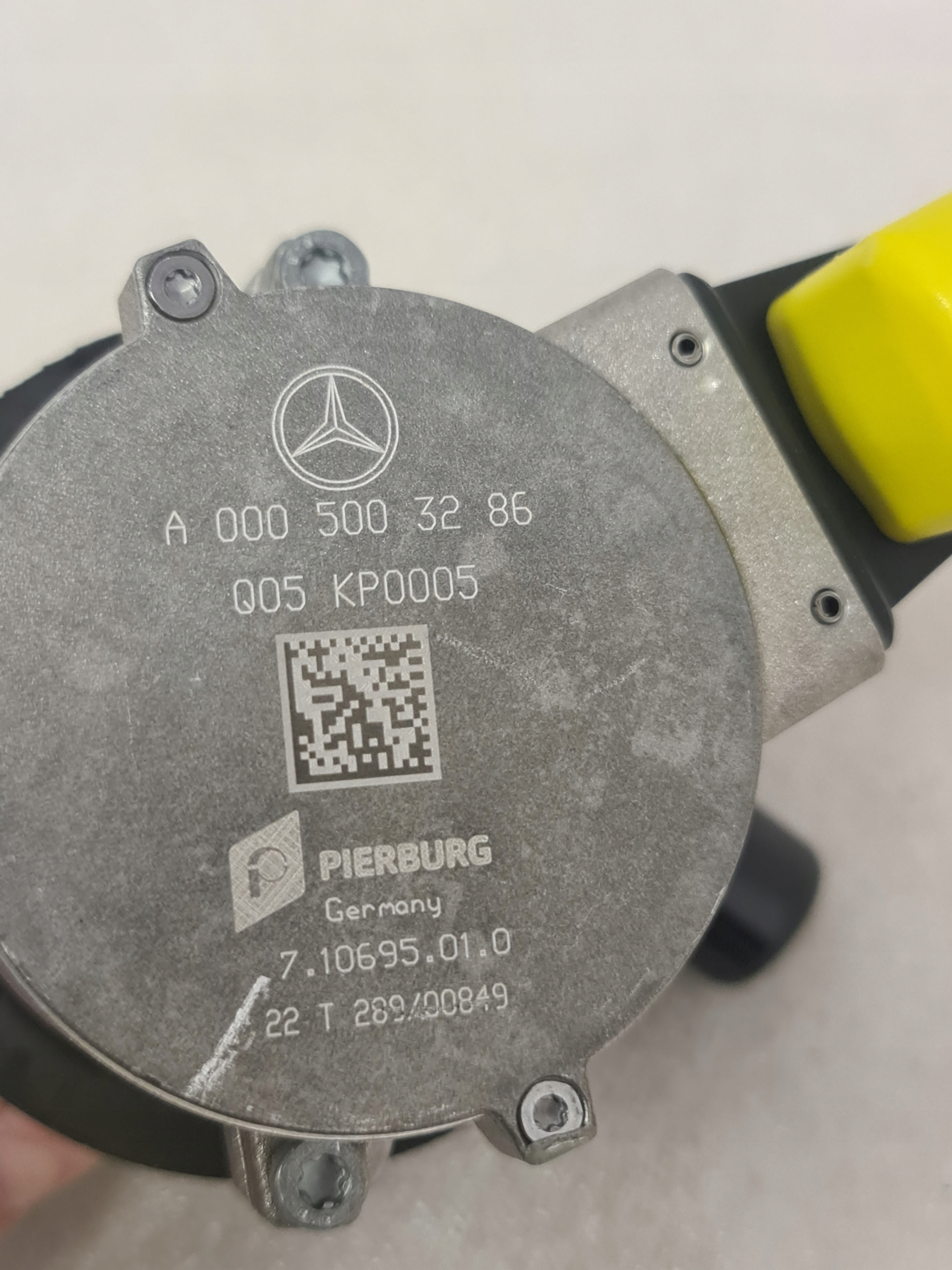 Pompa wody Mercedes W213 W253 OM654 OM256 OM656 - galeria
