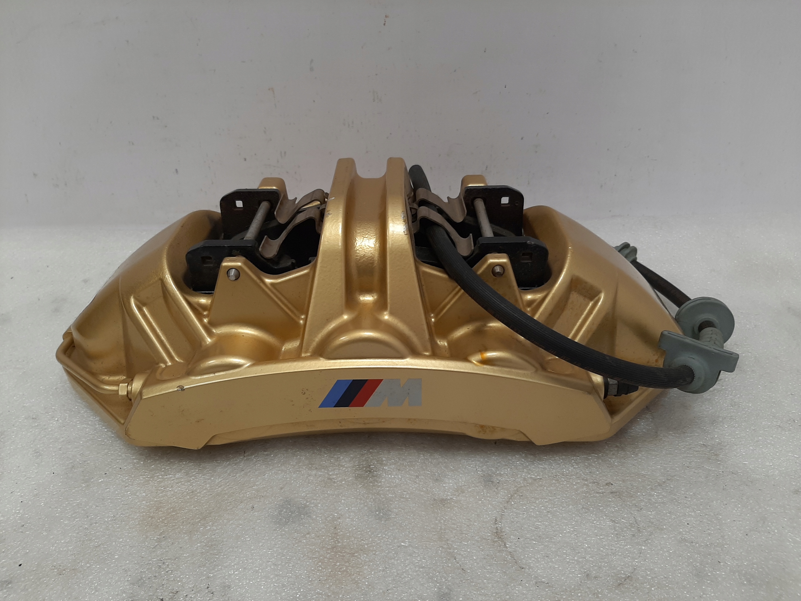 Zaciski BMW Ceramika M3 M4 M5 M8 G80 G82 F90 F91 - galeria