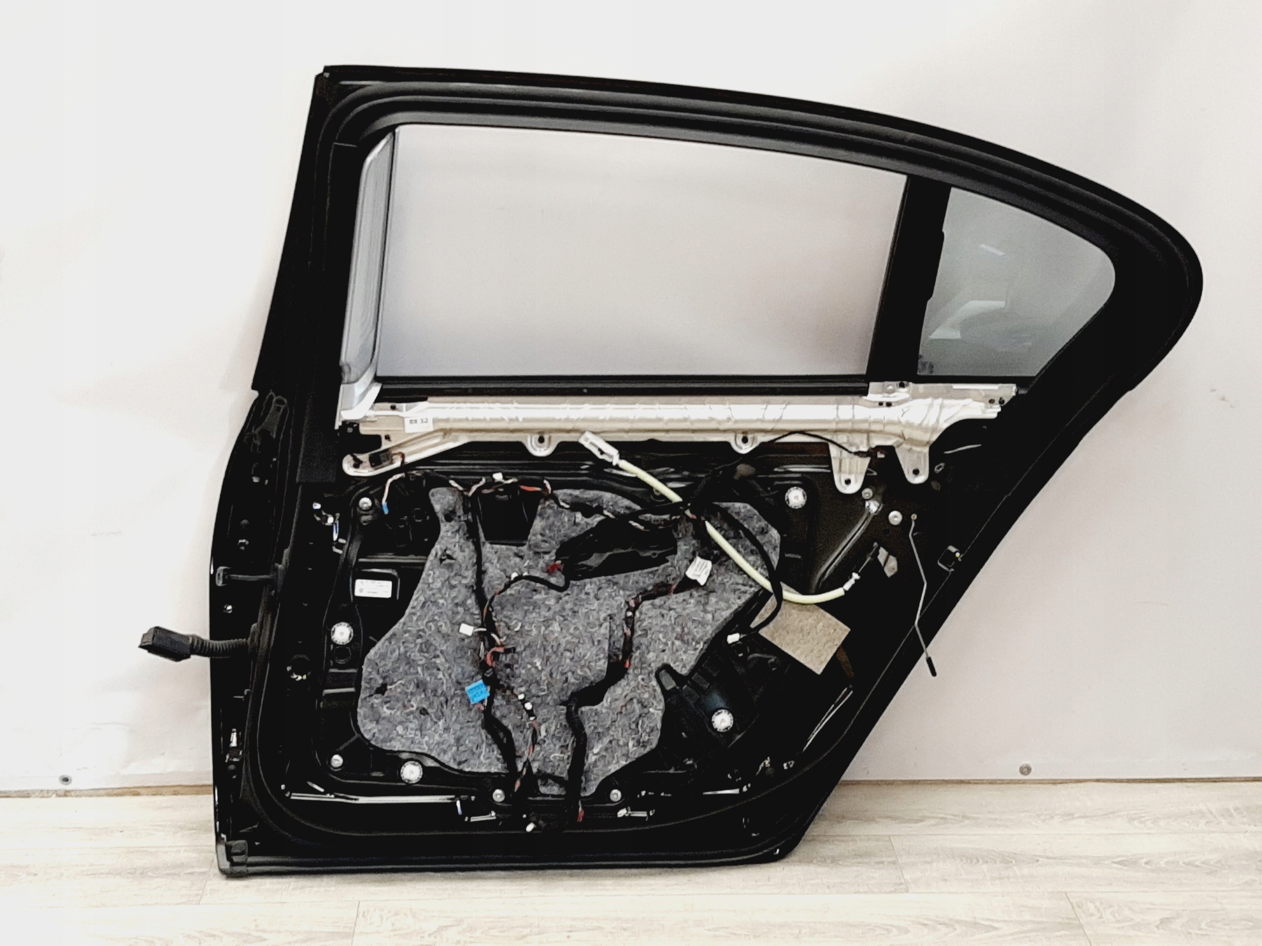 Drzwi Prawy Tył BMW 7 G12 LCI 475 KeyLess Soft Close Shadow - galeria