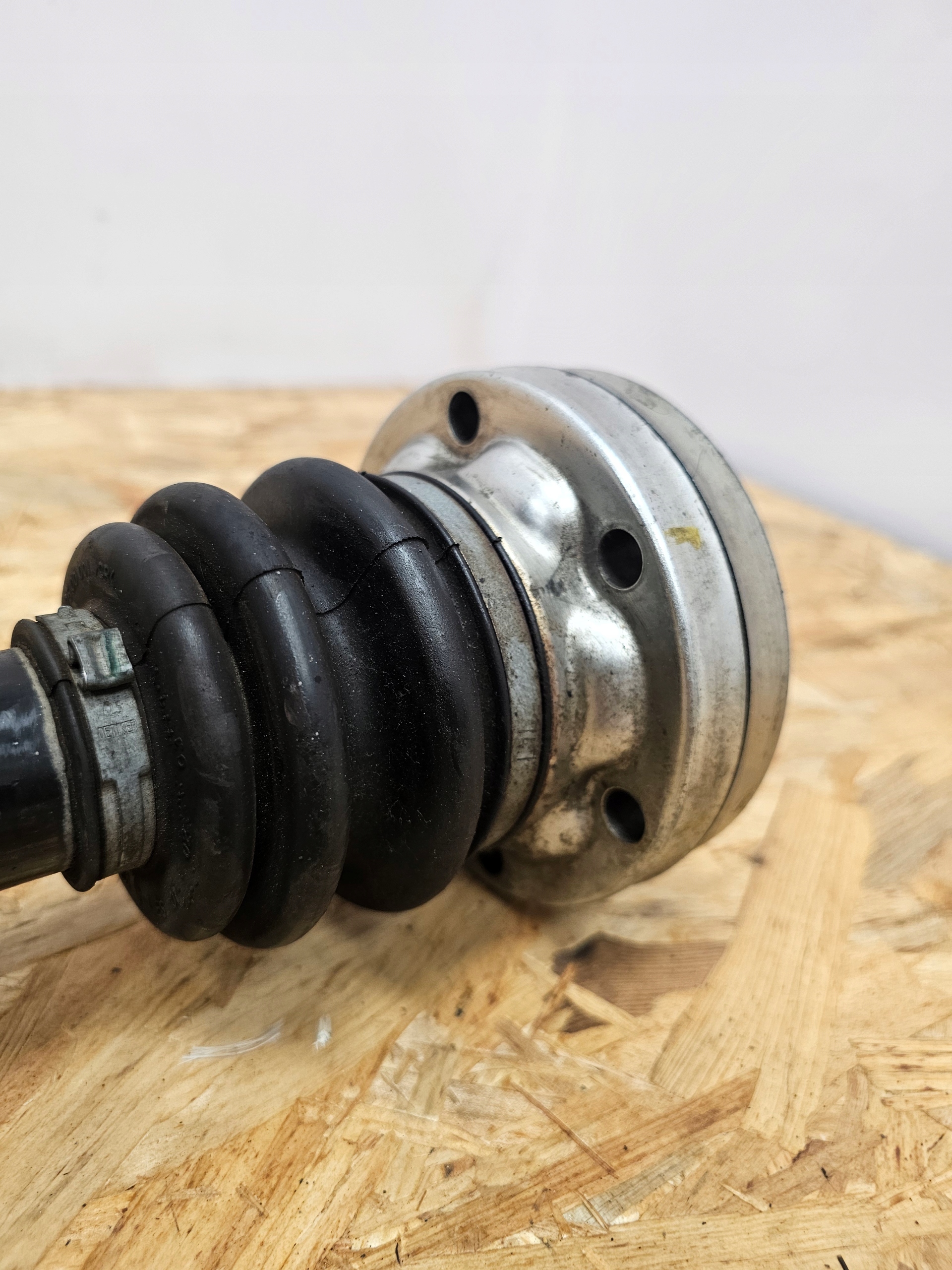 Półoś Axle Shaft FERRARI California 226650 - galeria
