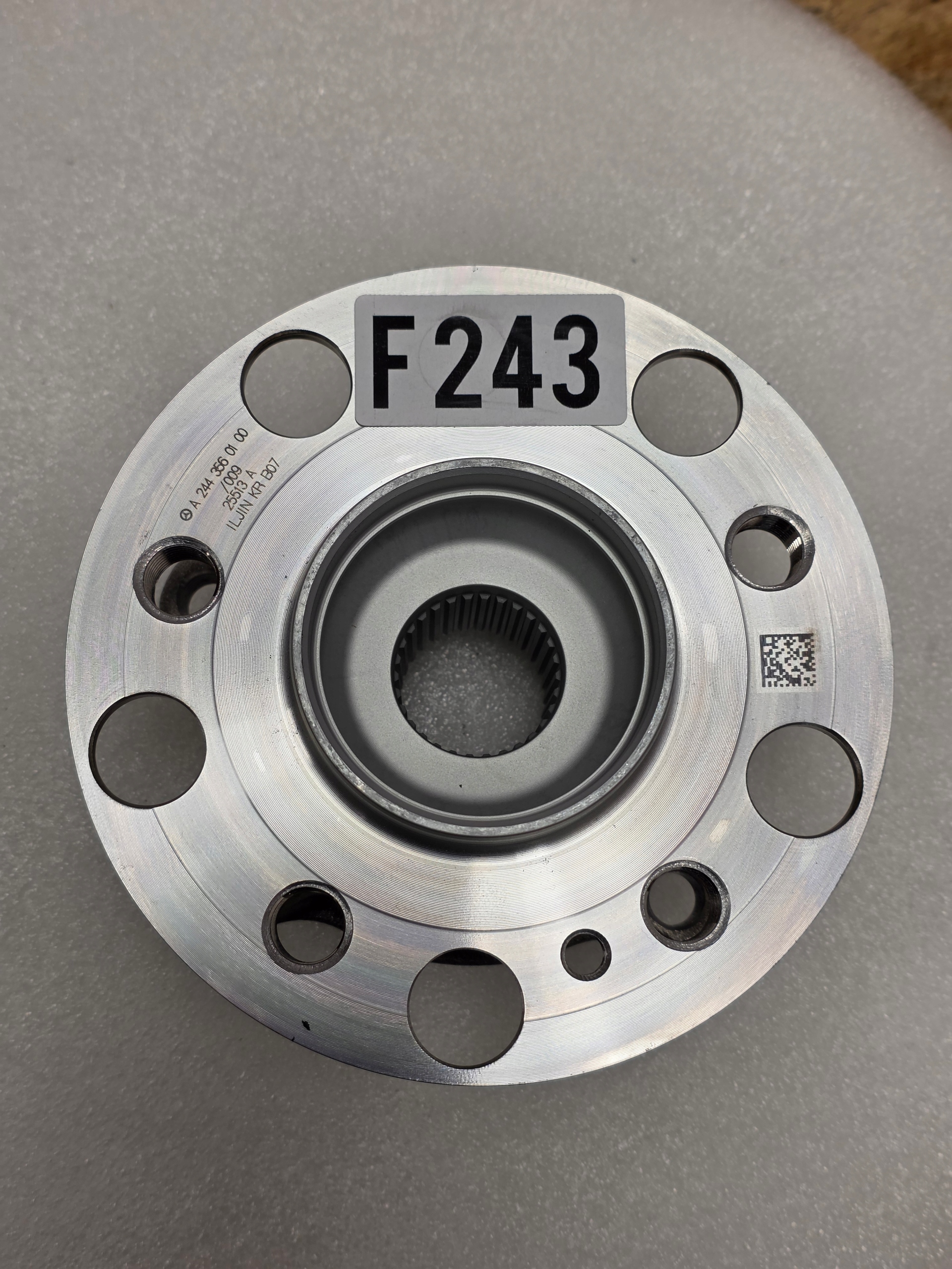 Zdjęcie produktu Piasta Łożysko NOWE TYŁ Mercedes W174 W178 CLA C174 C178 4Matic 4M
