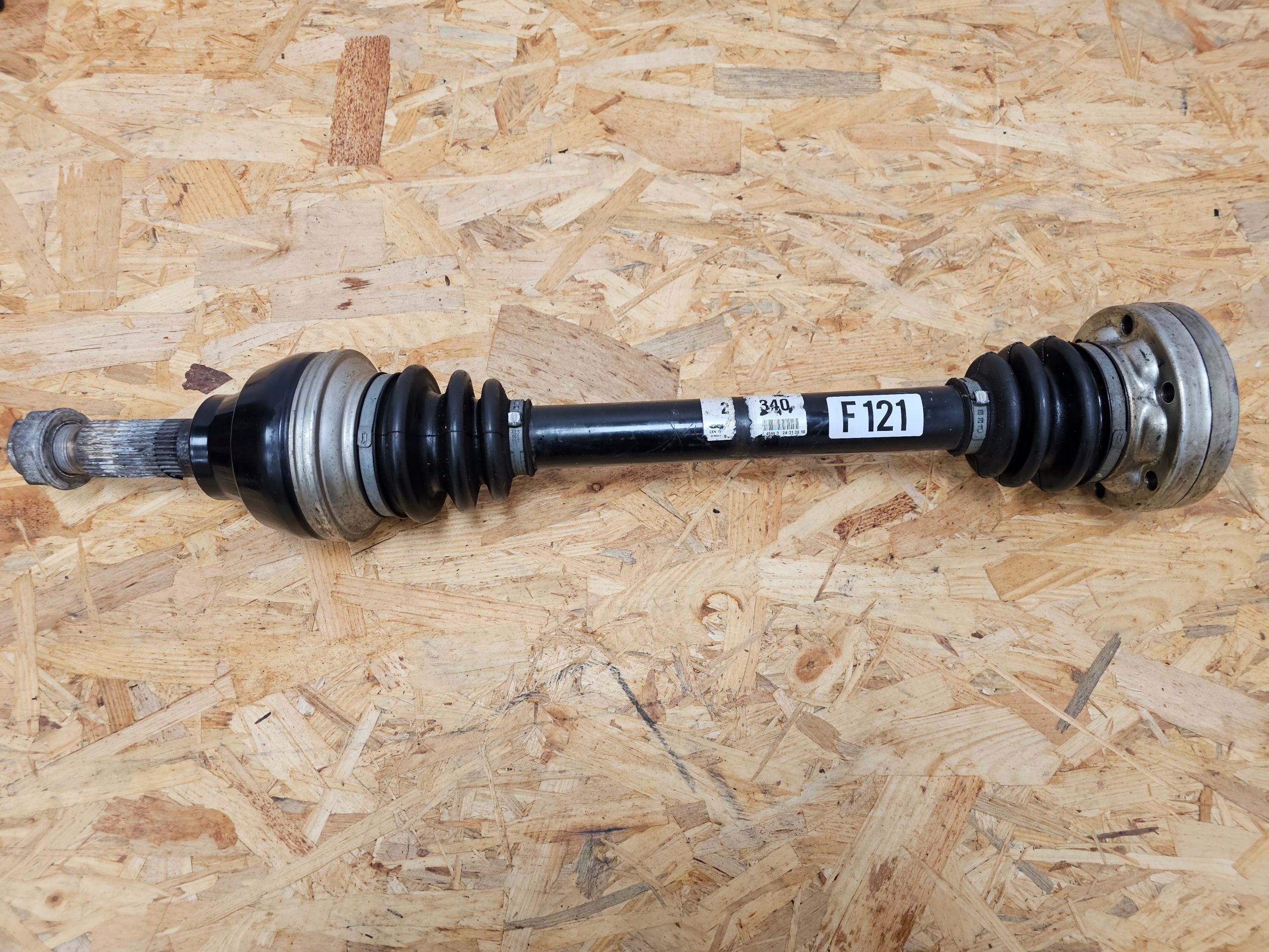 Zdjęcie produktu Półoś Axle Shaft FERRARI 458 Italia