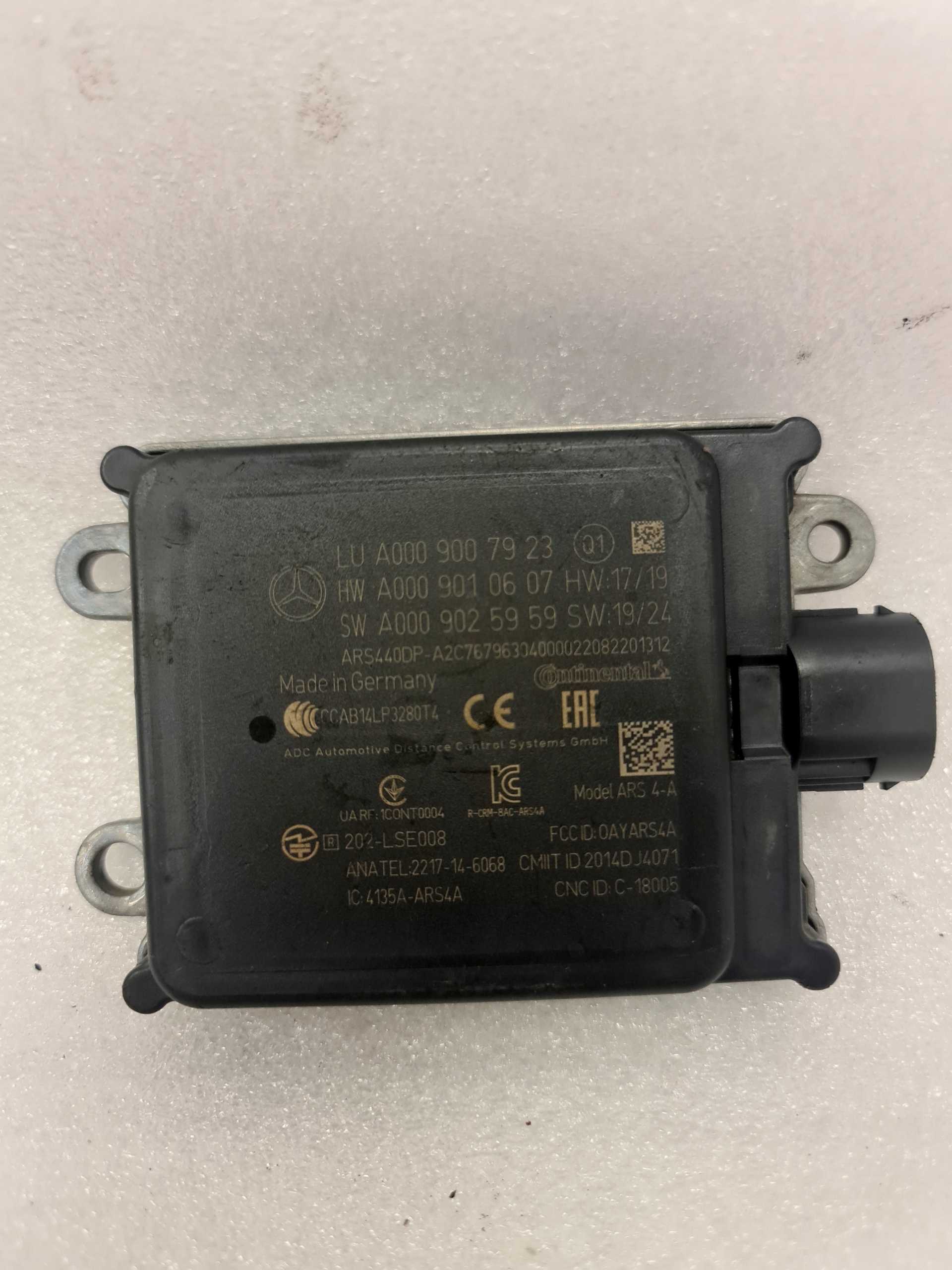 Zdjęcie produktu Radar Mercedes ACC A0009007923 Distronic W205 W213