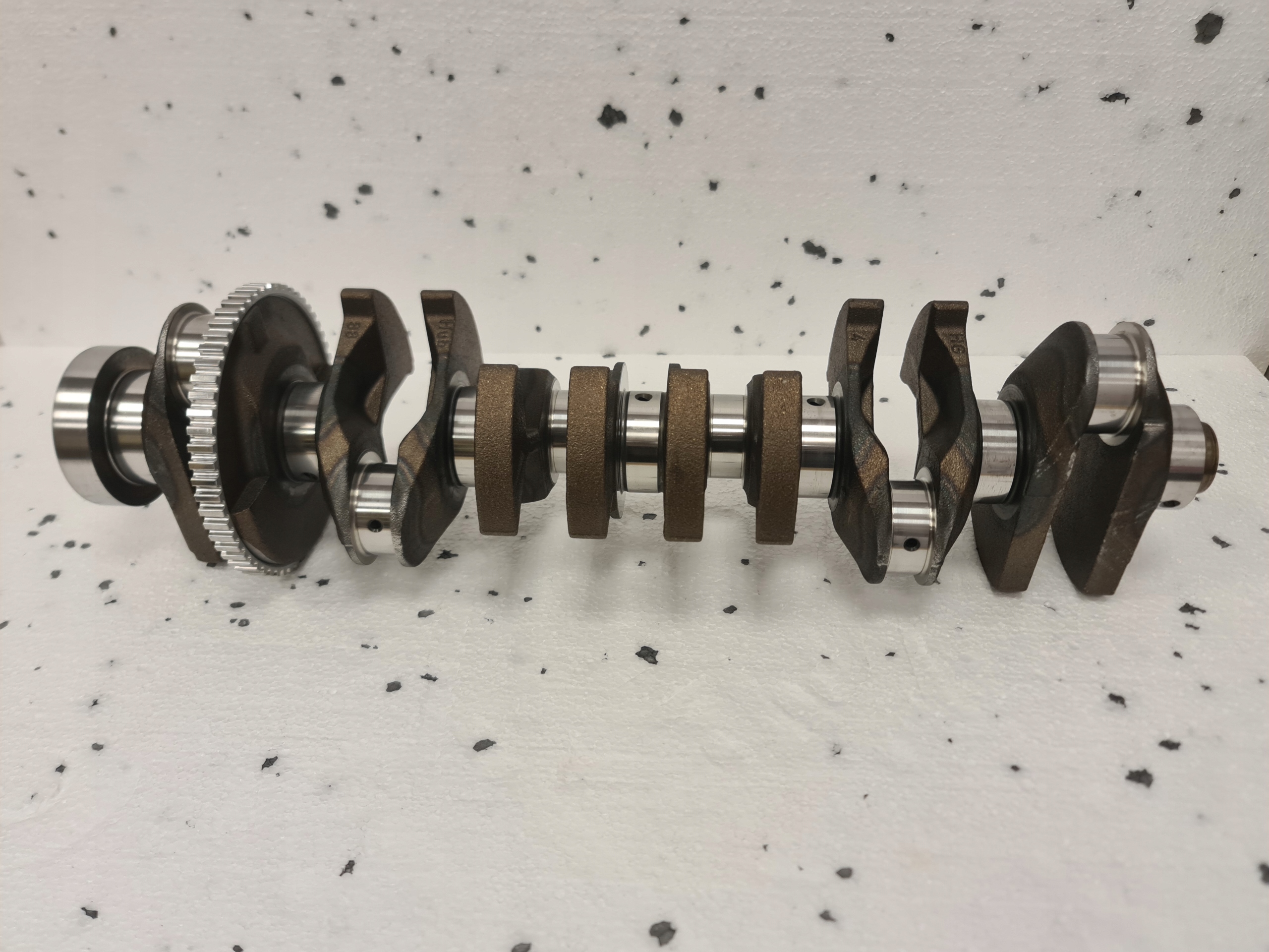 Zdjęcie produktu Wał korbowy NOWY BMW F10 E60 E65 N52 N53 7553279