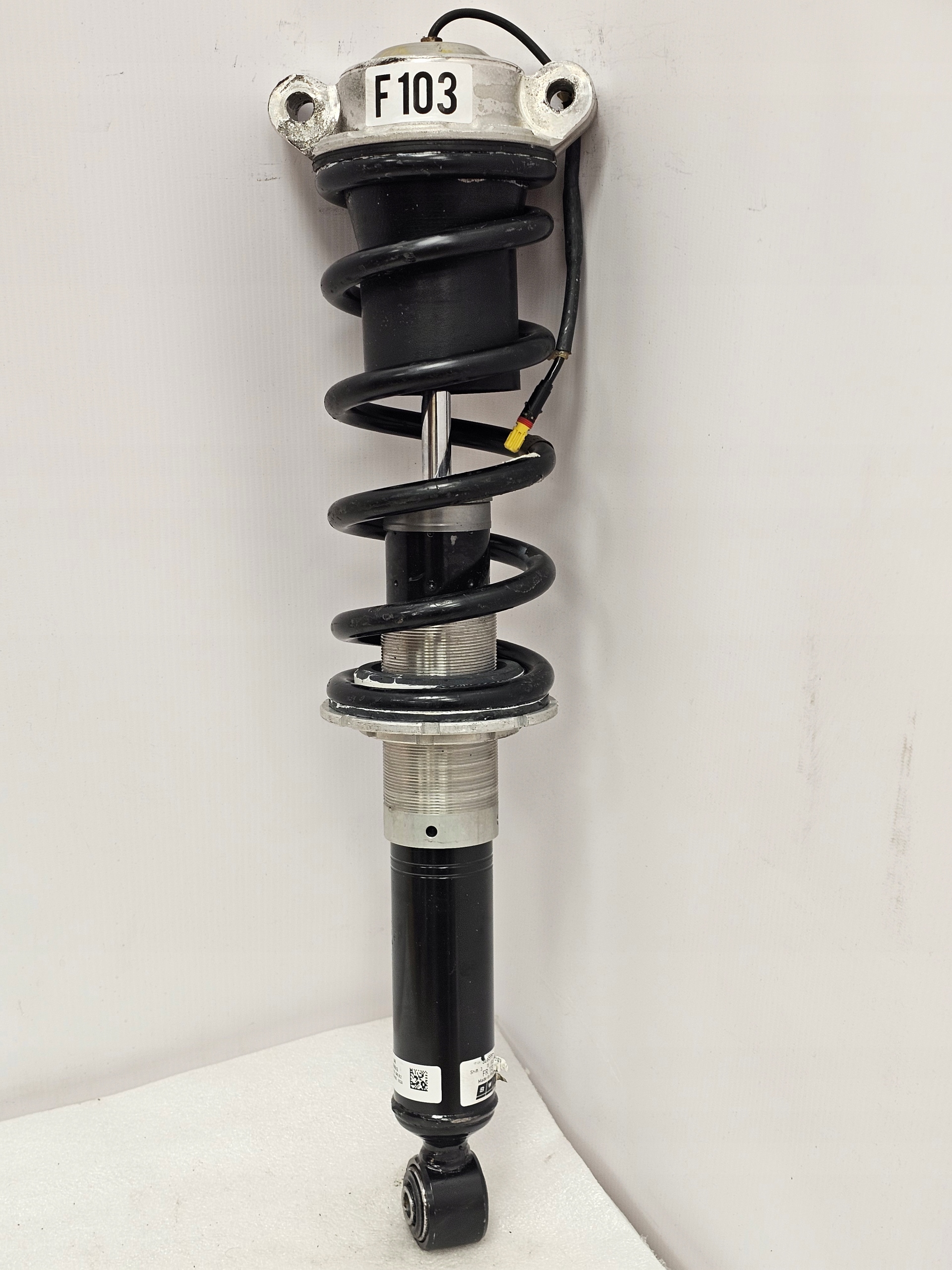 Zdjęcie produktu Amortyzator Shock Absorber Tył Tylny FERRARI Roma Portofino MAGNERIDE