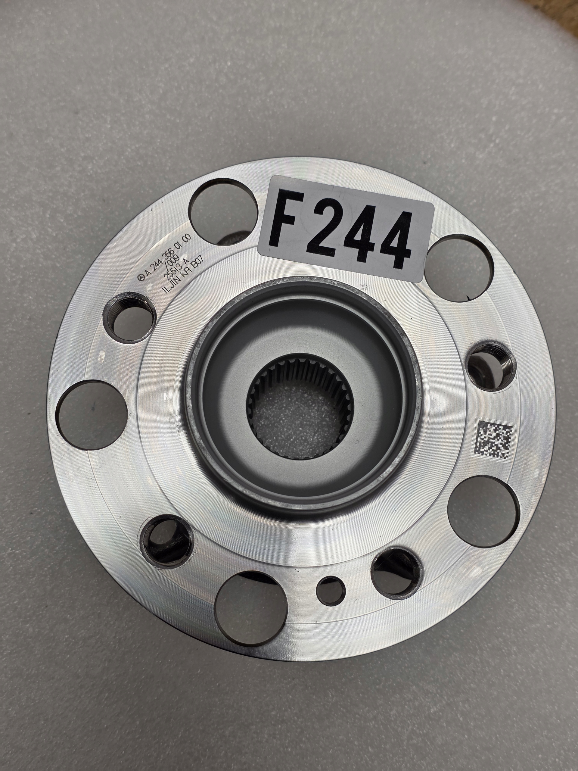 Zdjęcie produktu Piasta Łożysko TYŁ Mercedes W174 W178 CLA C174 C178 4Matic 4M
