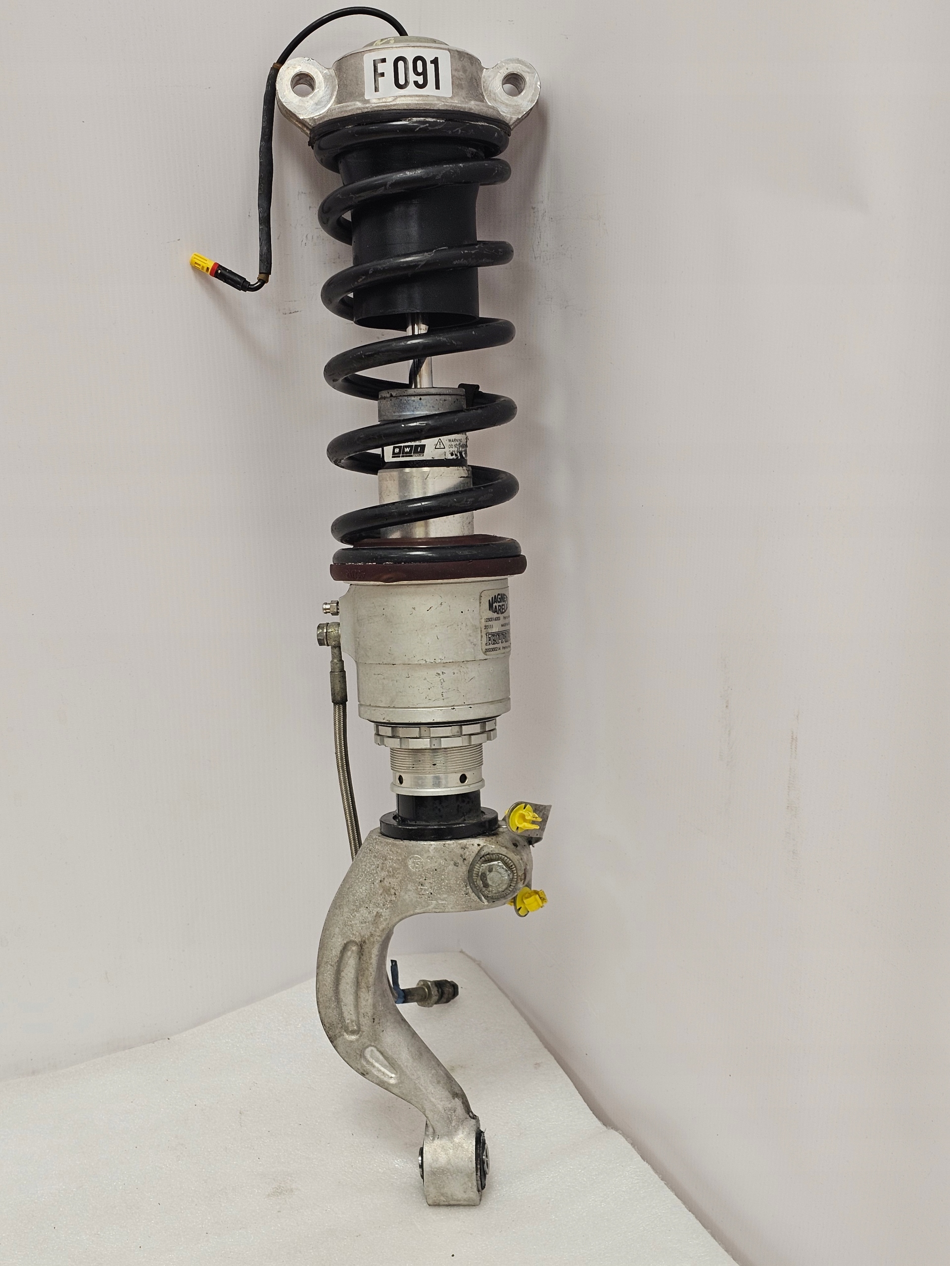 Zdjęcie produktu Amortyzator Shock Absorber Ferrari Przód Przedni GTC4 Lusso LIFTER