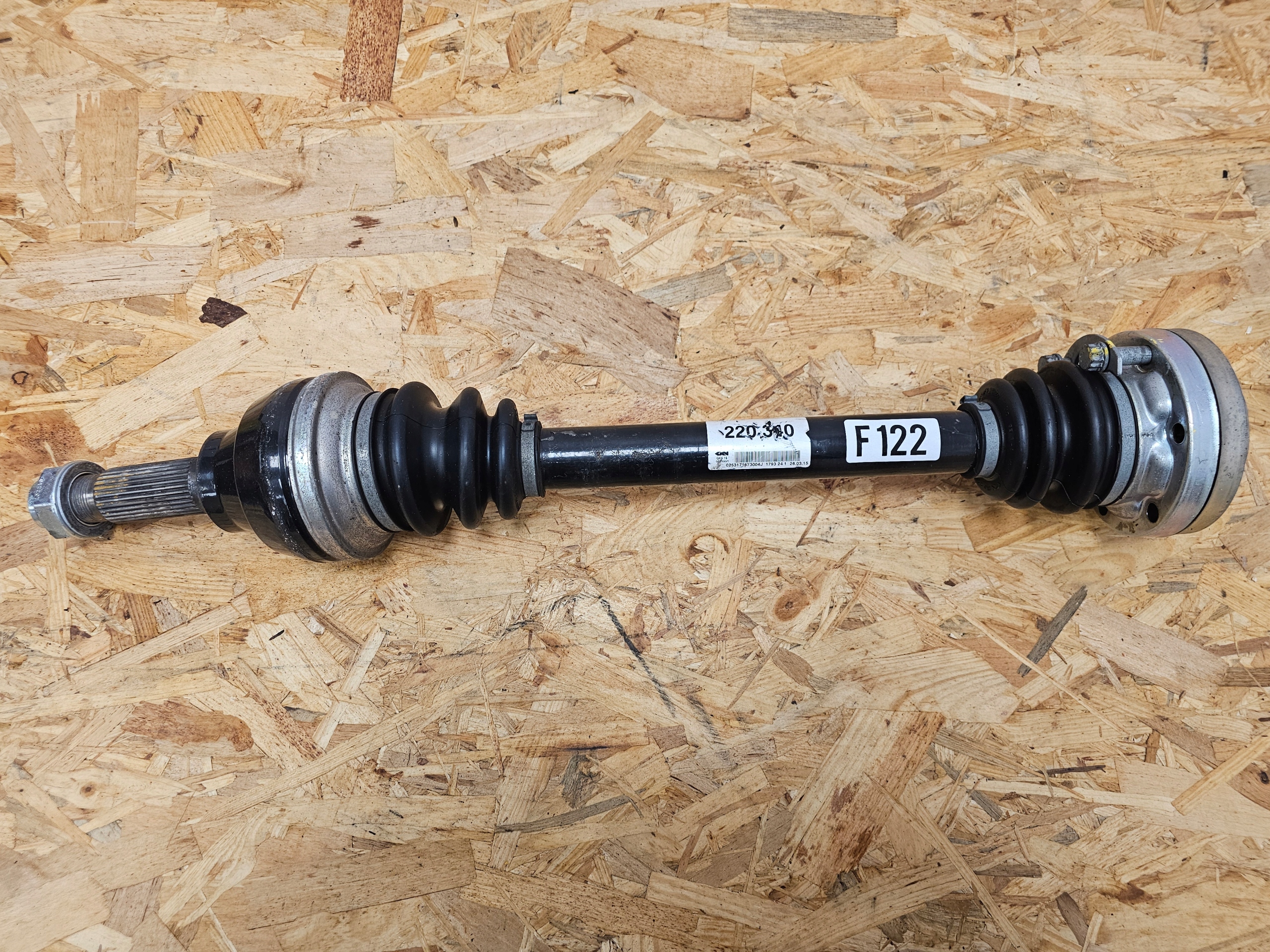 Zdjęcie produktu Półoś Axle Shaft FERRARI 458 Italia