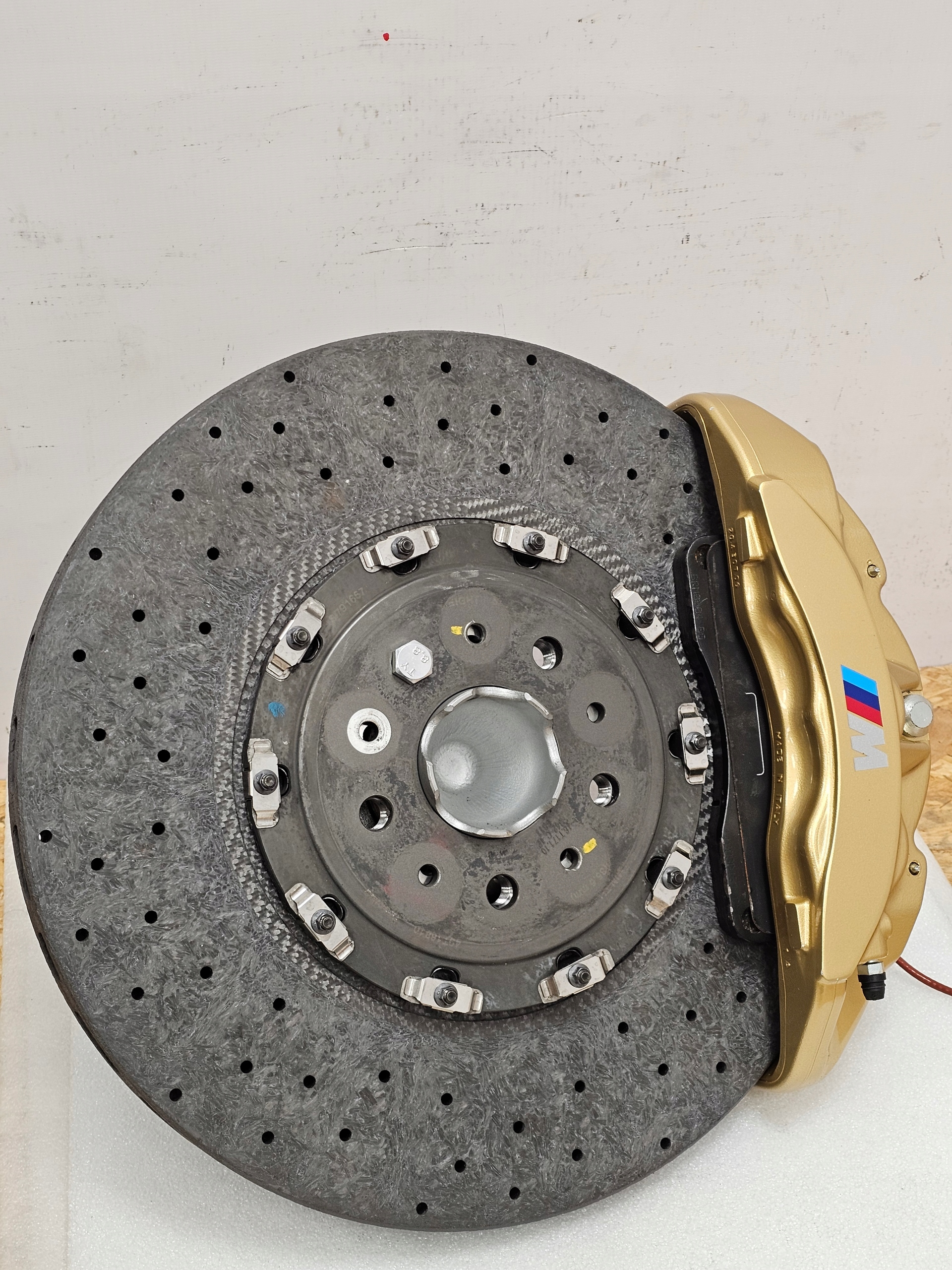 Zdjęcie produktu Zestaw Ceramika Zaciski Tarcze ceramiczne BMW M3 M4 G80 G81 G82 Przód