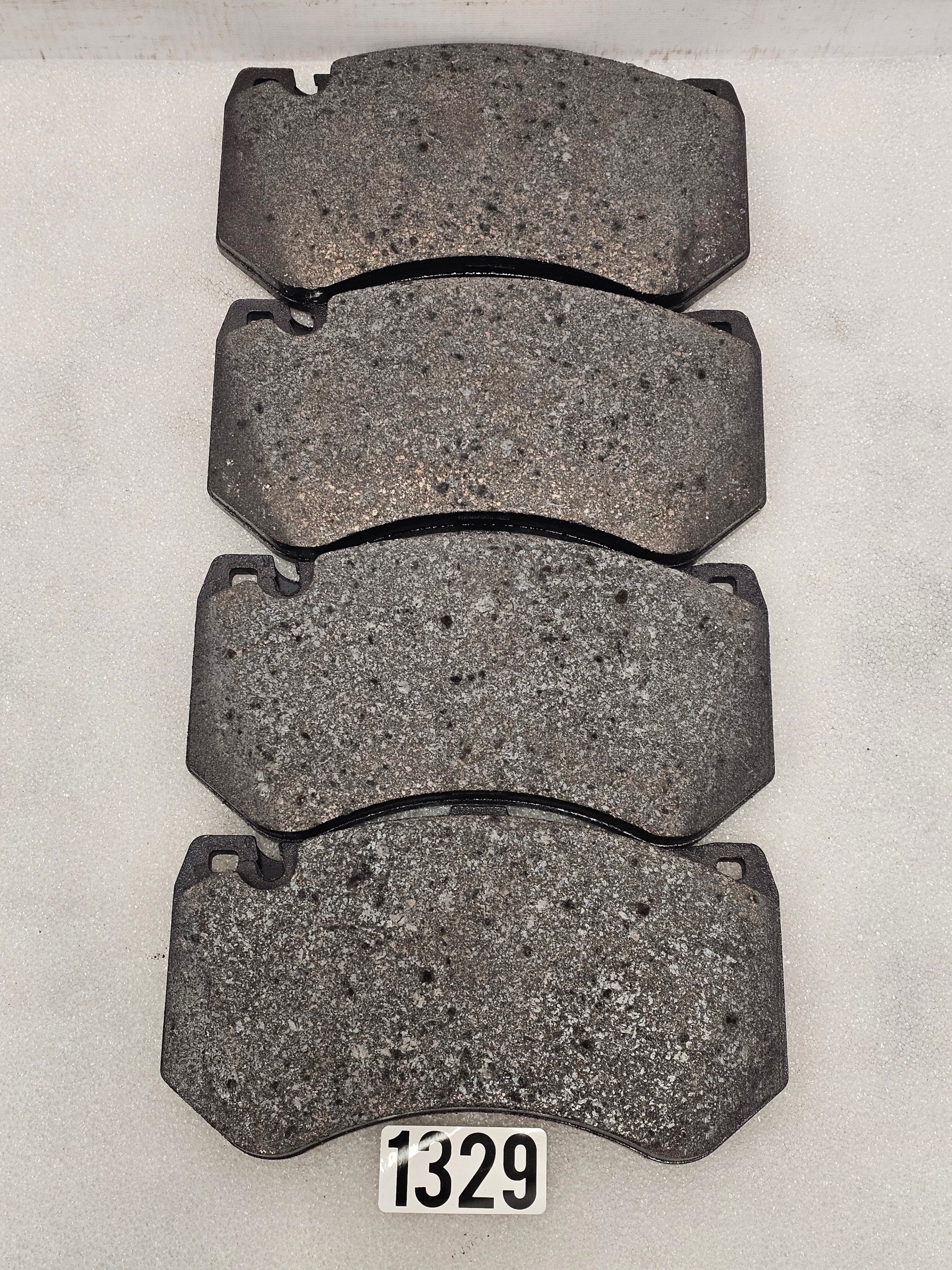 Zdjęcie produktu Klocki Mercedes W213 W253 W217 W290 Ceramika Ceramiczne