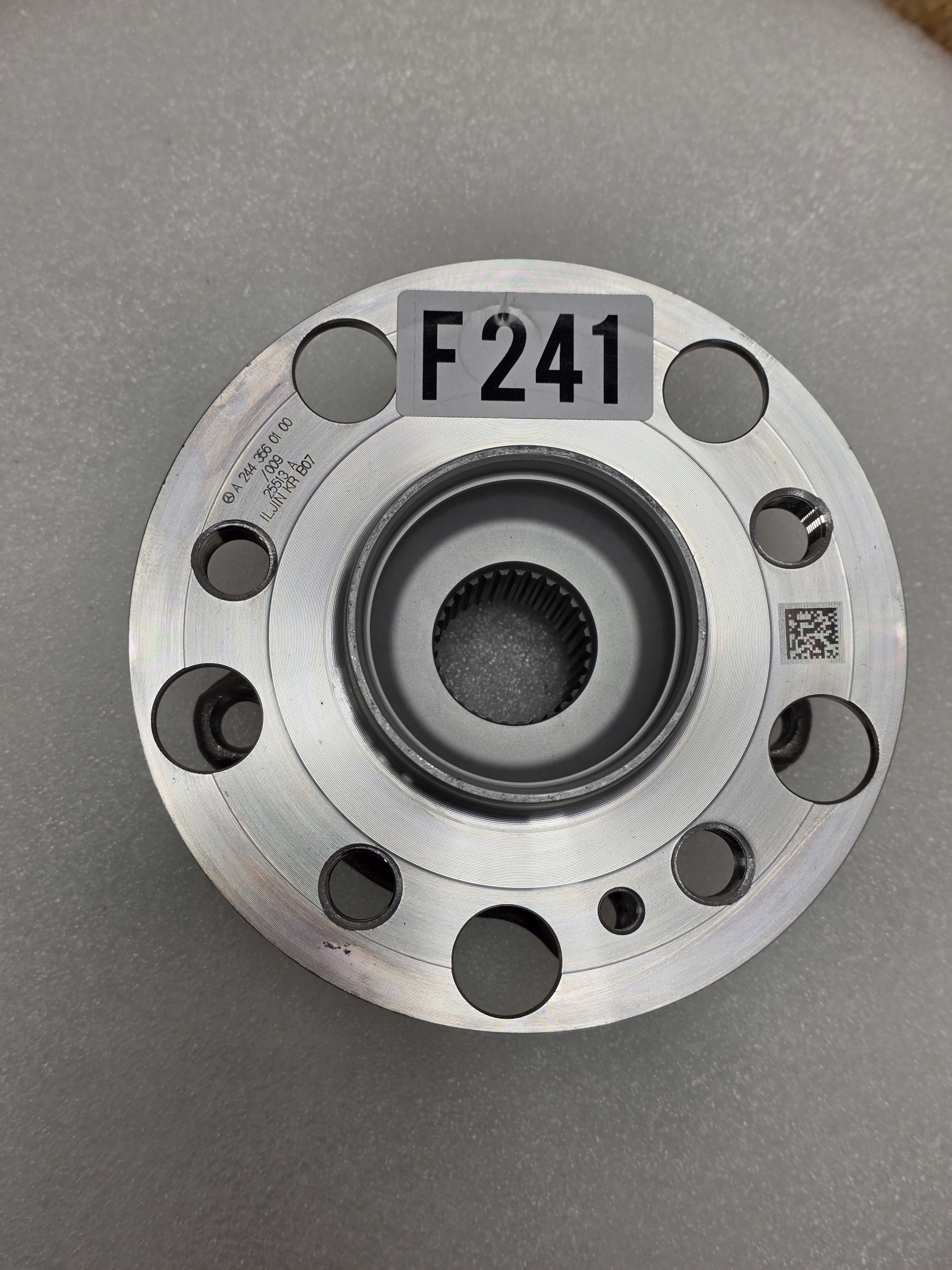Zdjęcie produktu Piasta Łożysko TYŁ Mercedes W174 W178 CLA C174 C178 4Matic 4M