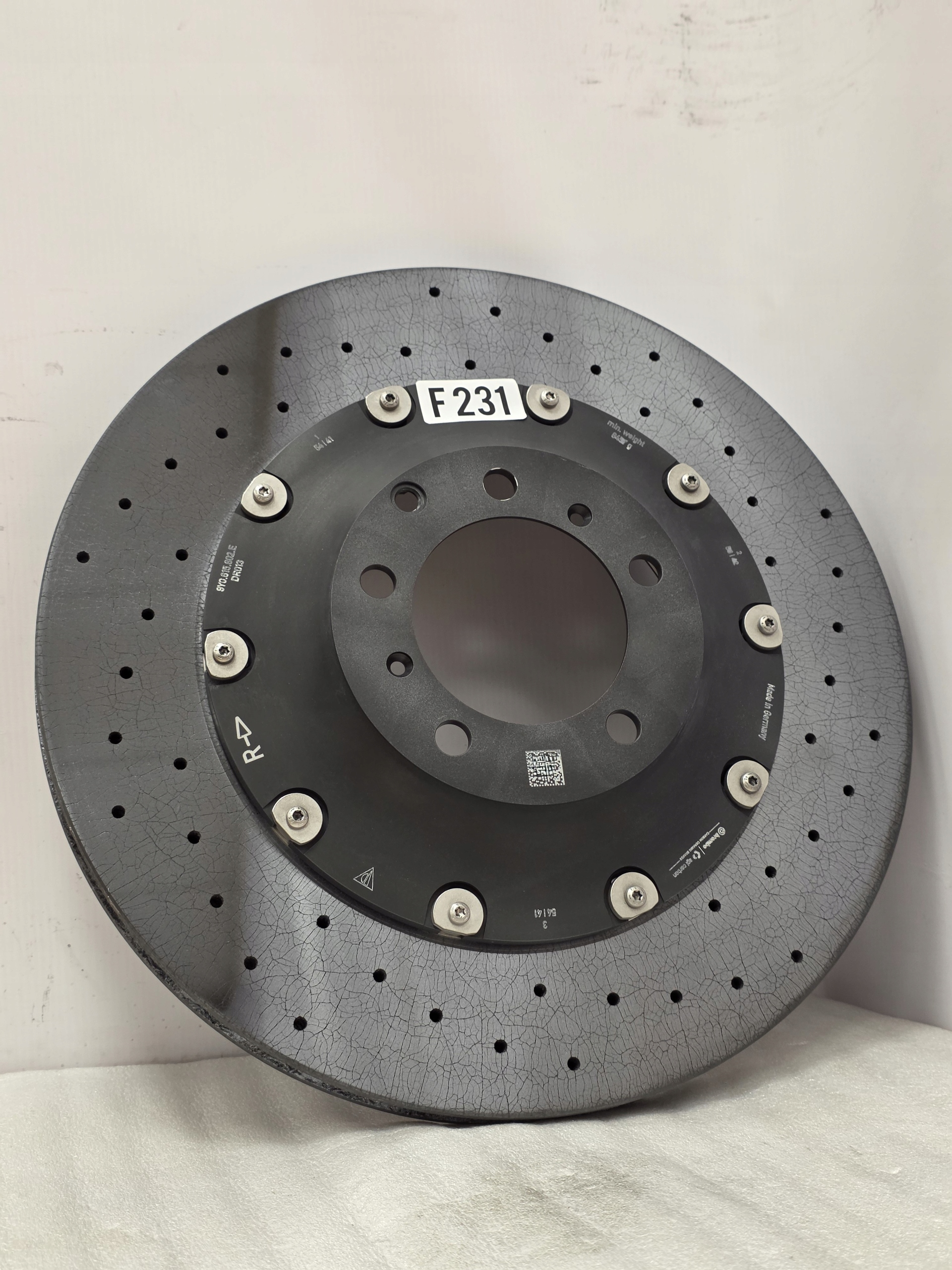 Zdjęcie produktu Tarcza CERAMICZNA Porsche Cayenne Panamera Taycan Prawa Prawy TYŁ