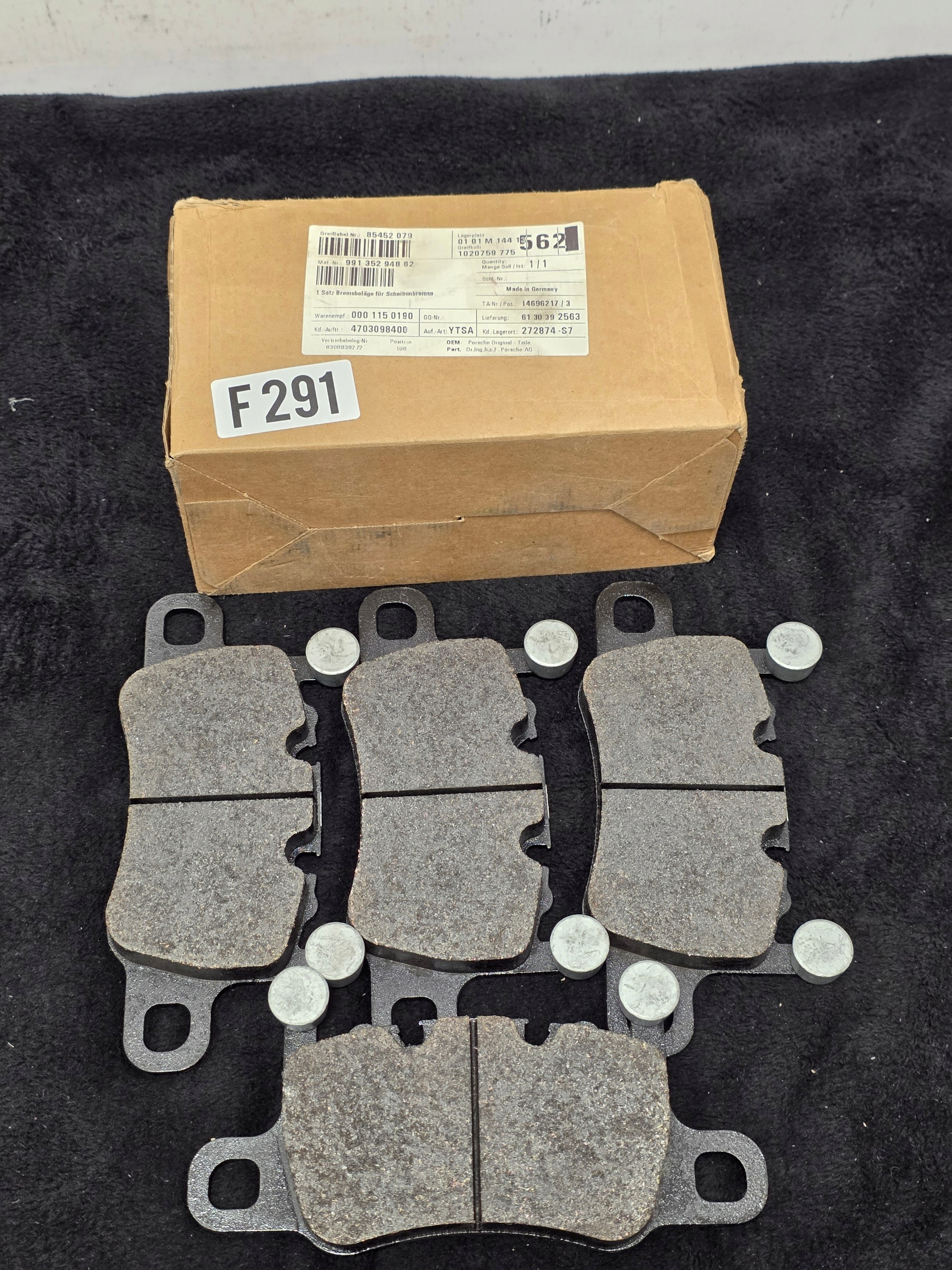 Zdjęcie produktu Klocki hamulcowe Porsche 911 GT3 RS TYŁ 99135294882