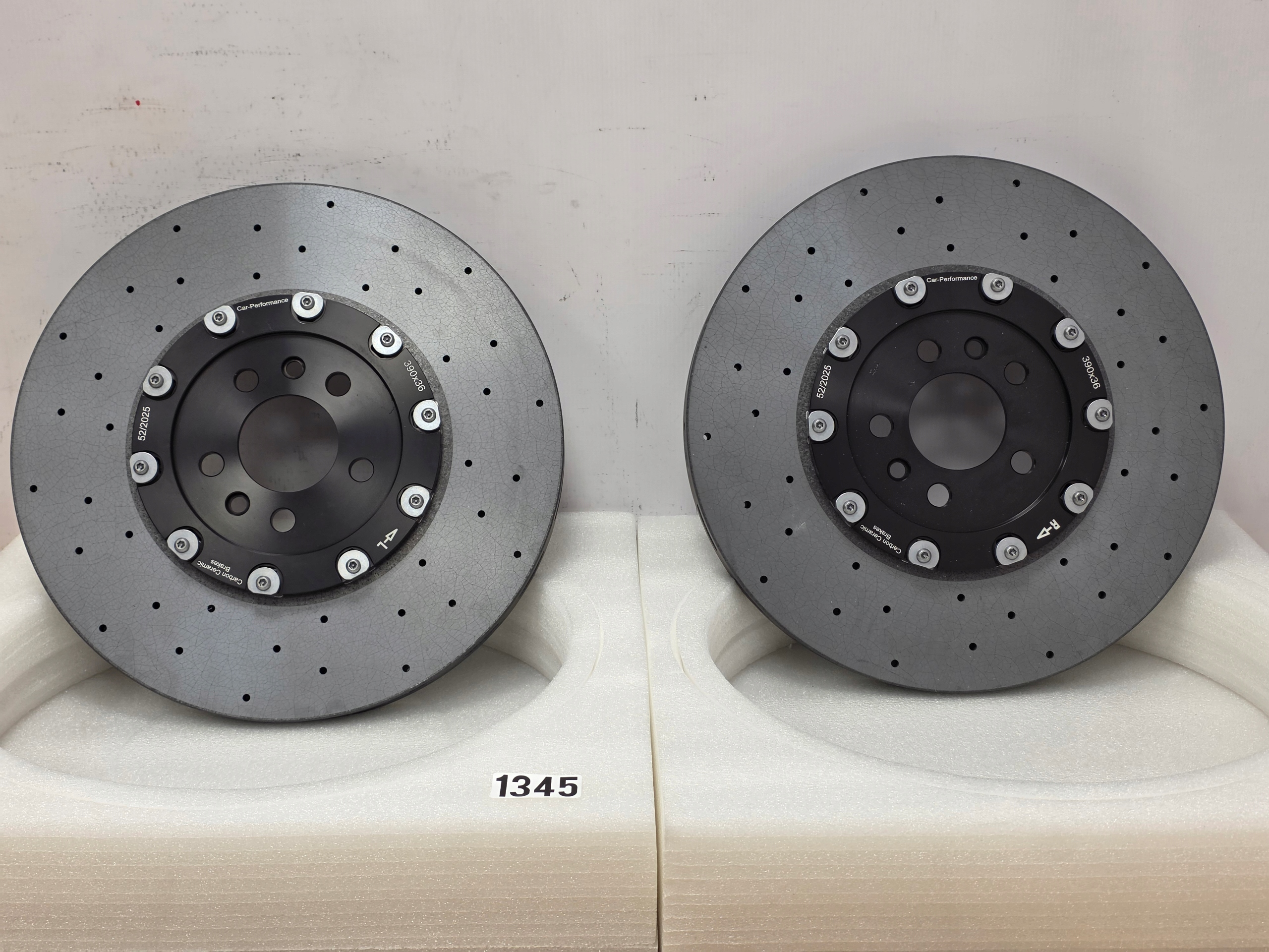 Zdjęcie produktu Tarcze CERAMICZNE Alfa Romeo Giulia QV PRZÓD Lewa Prawa Komplet