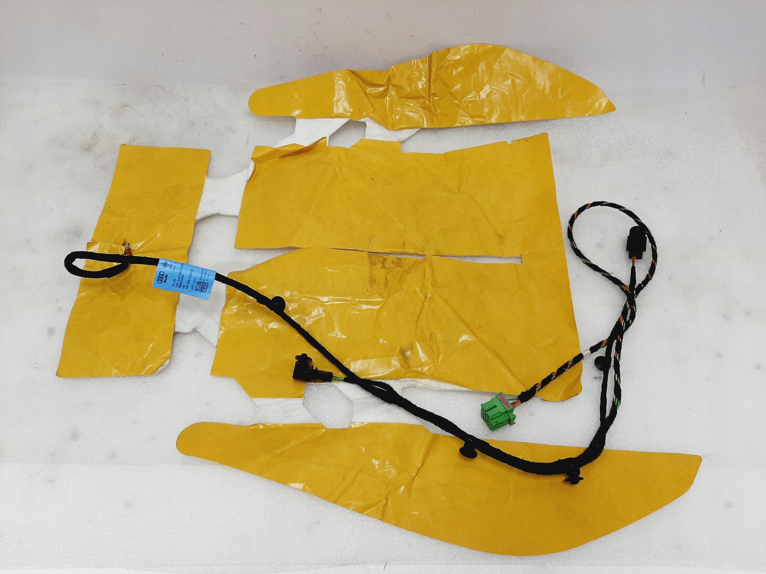 Zdjęcie produktu Mata grzewcza podgrzewanie fotela Audi E-Tron GT 80D 80D963555A