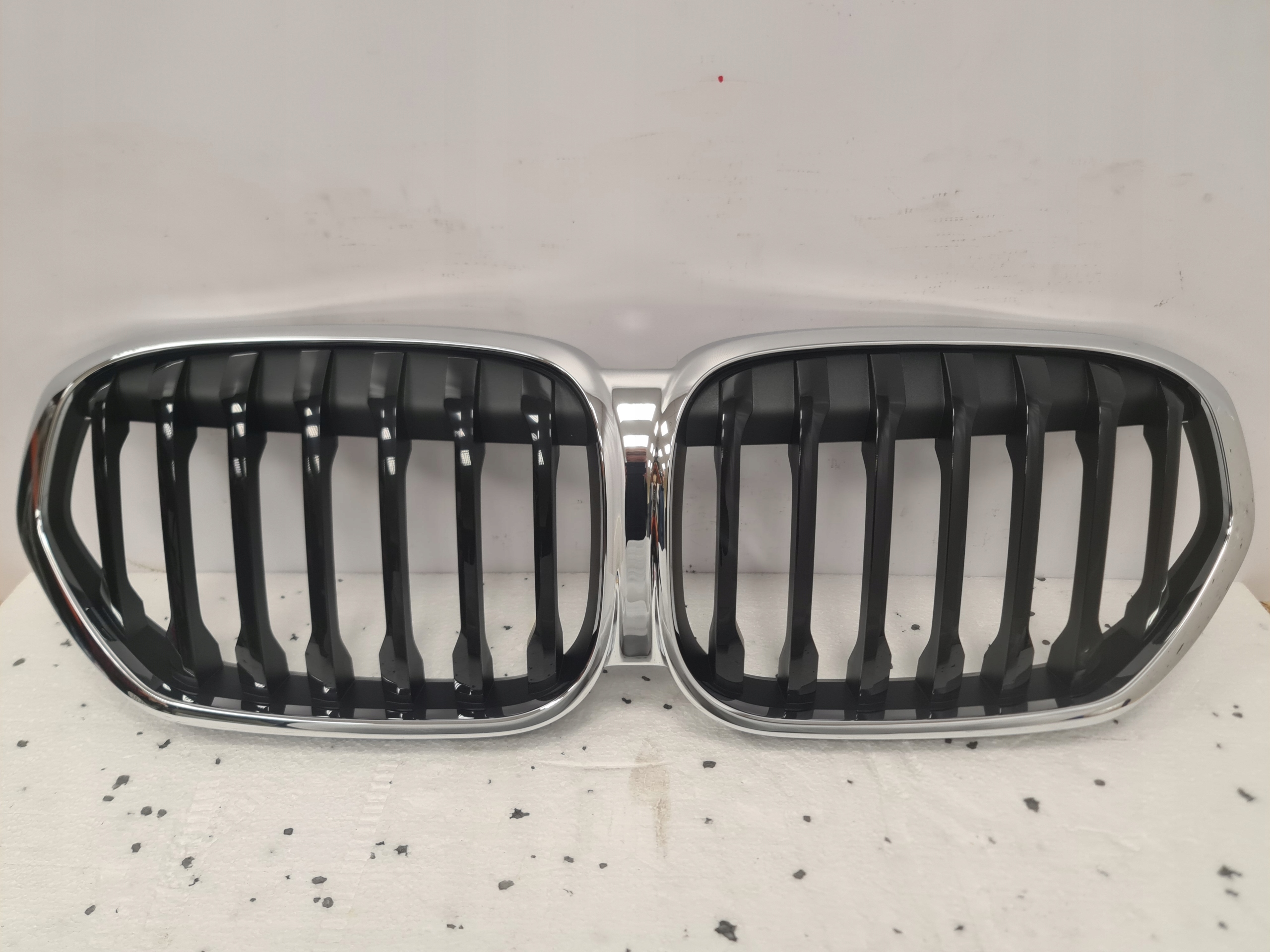 Zdjęcie produktu Nerki Grill BMW X1 F48 LCI Lift Atrapa X-Line