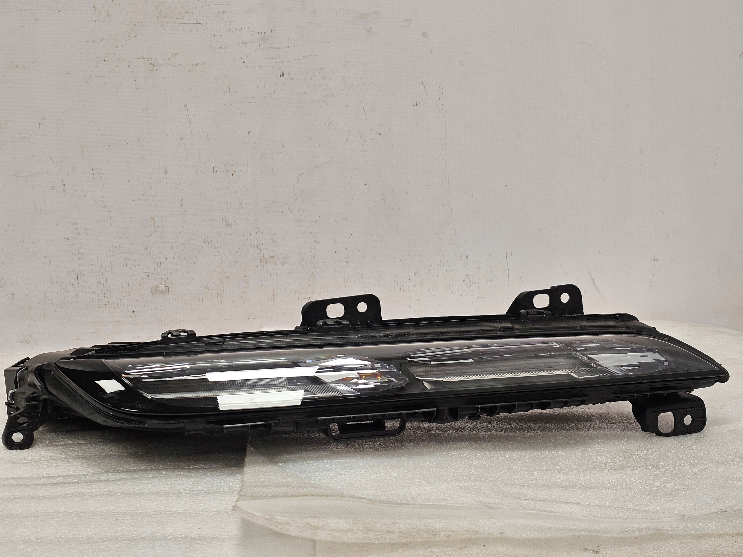 Zdjęcie produktu Lampa BMW 7 G70 Kryształ Crystal Swarovski Kryształ LED PRAWA