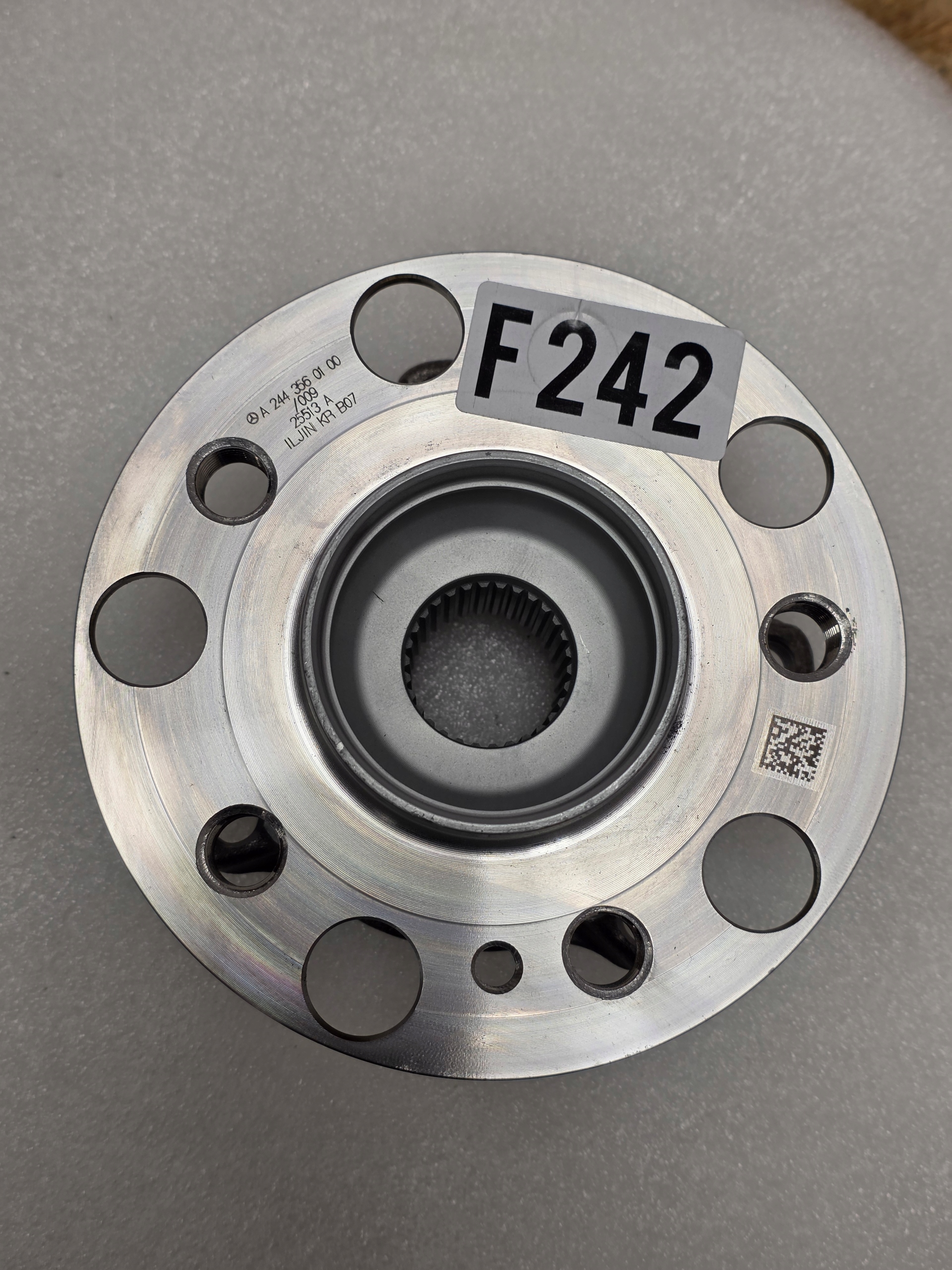 Zdjęcie produktu Piasta Łożysko TYŁ Mercedes W174 W178 CLA C174 C178 4Matic 4M