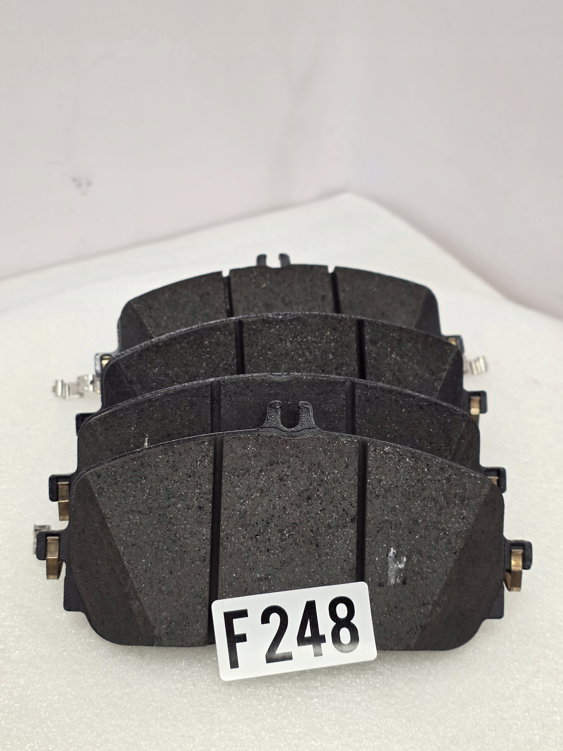 Zdjęcie produktu Klocki hamulcowe Mercedes W206 W214 W254 330x32 ORYGINAŁ