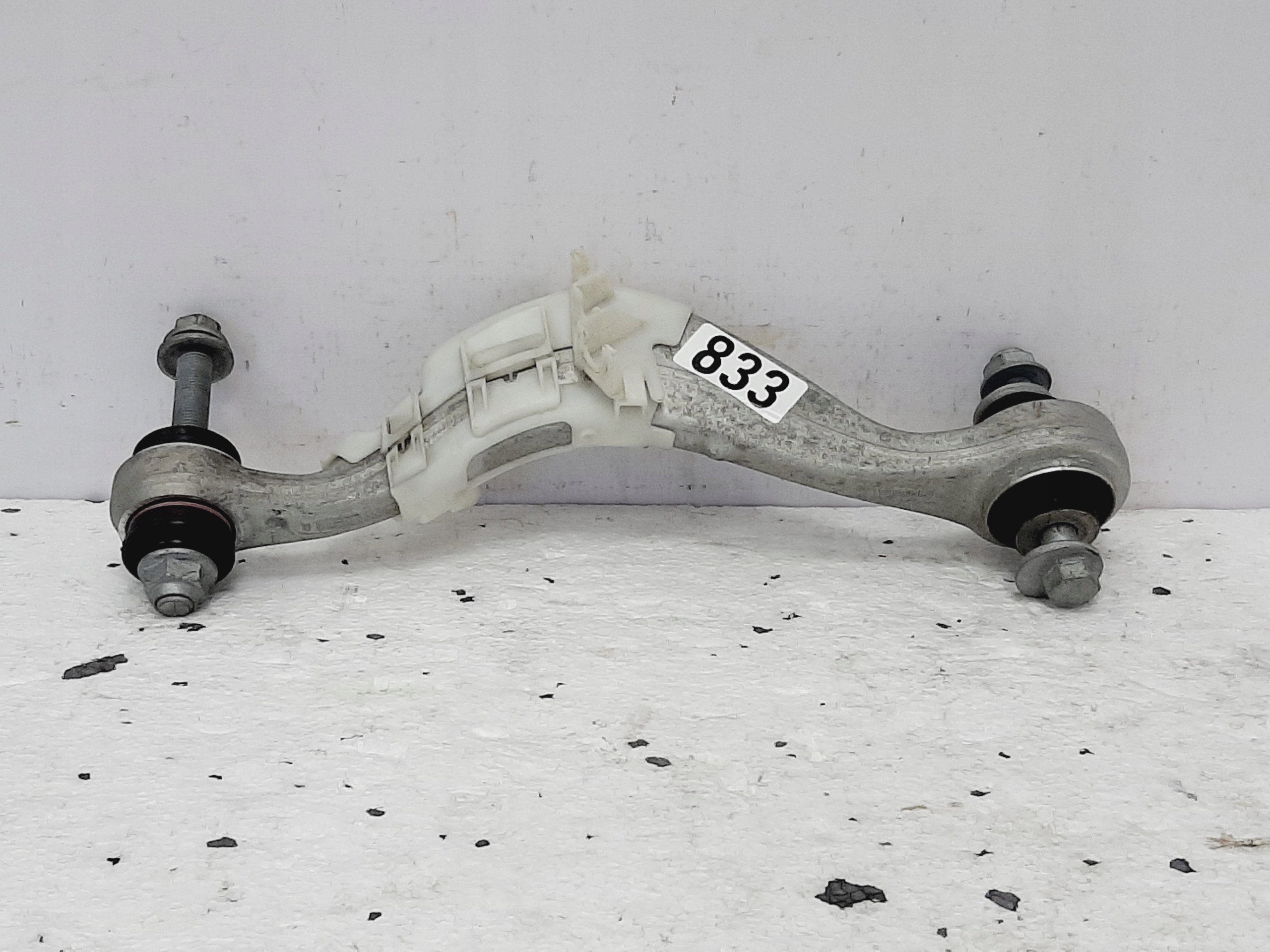 Zdjęcie produktu Wahacz Tył Prawy BMW G30 G11 G12 G15