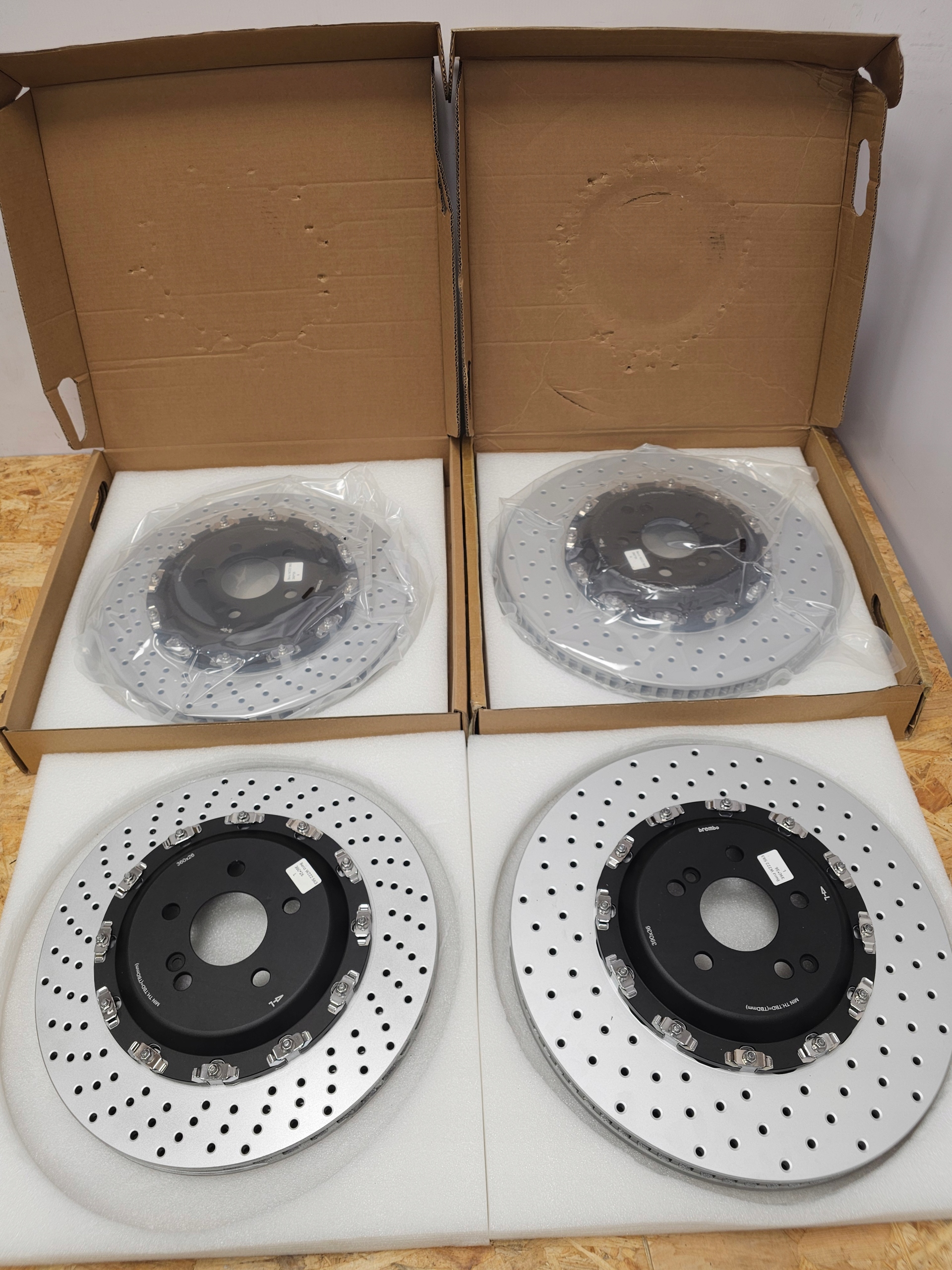 Konwersja CERAMIKA -> STAL Komplet Tarcze Klocki Mercedes W213 W190 W205