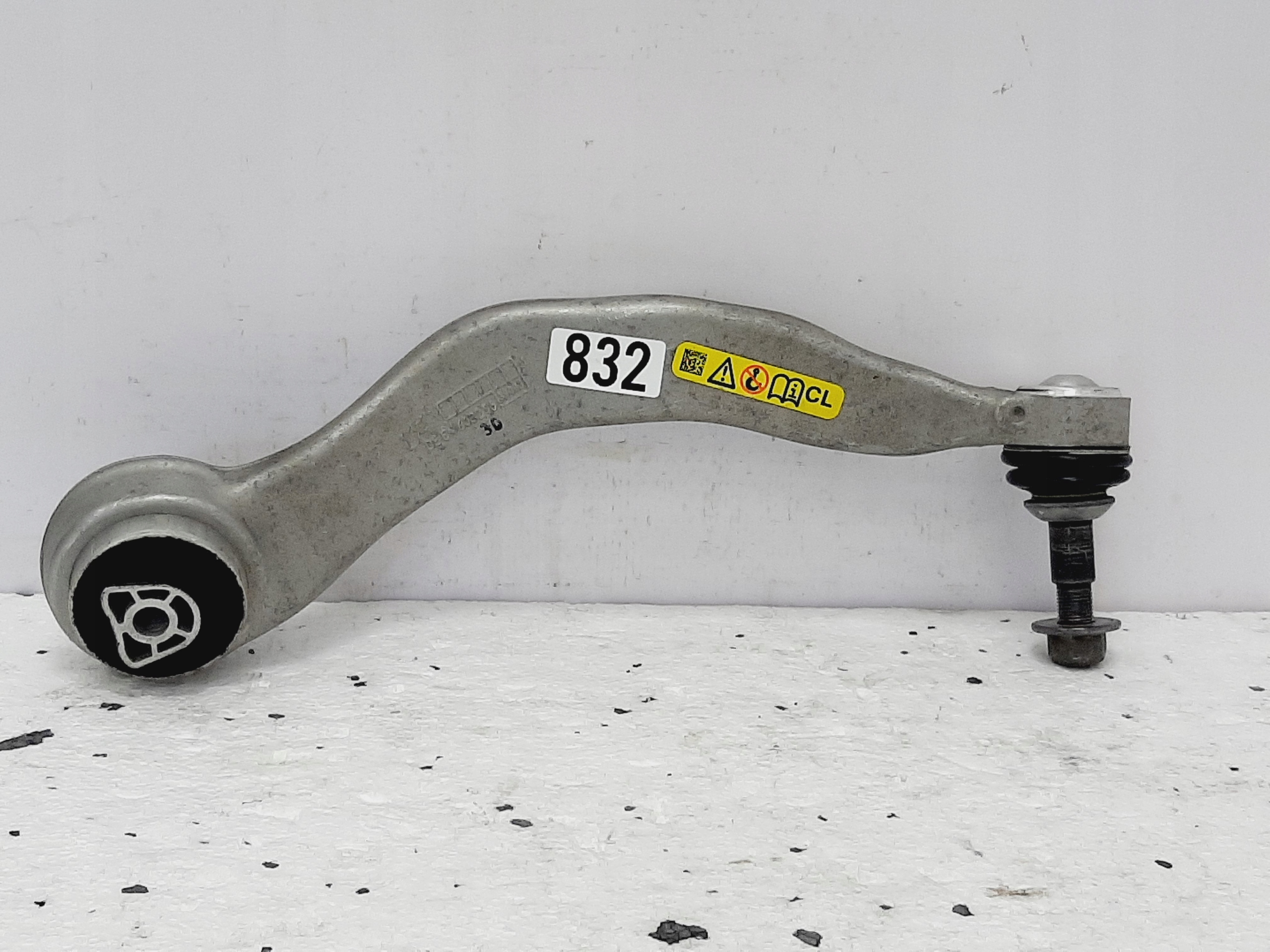 Wahacz Przód Lewy BMW G30 G31 6861161
