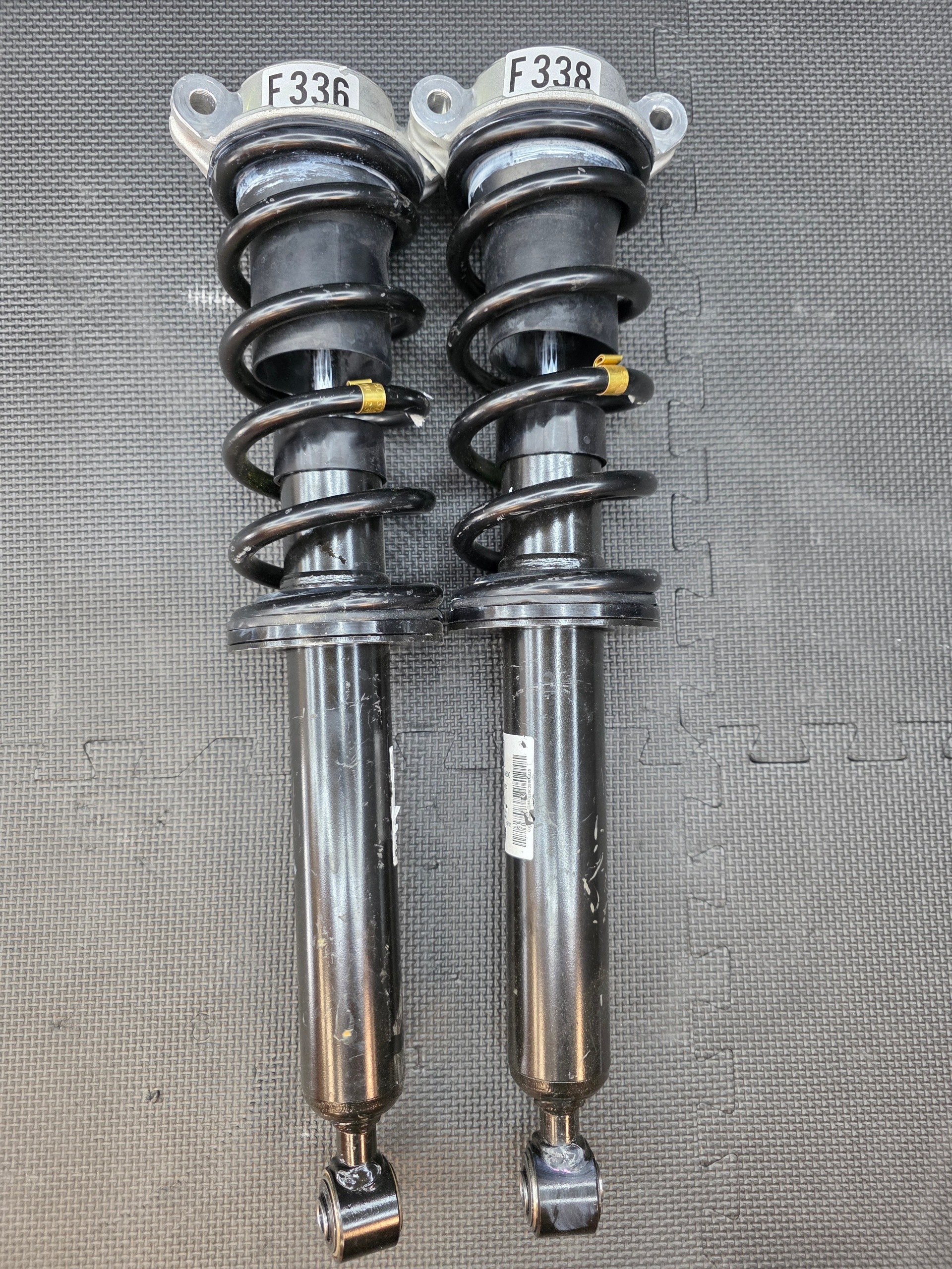 Amortyzator Shock Absorber Ferrari Amalfi Roma Przód Przedni