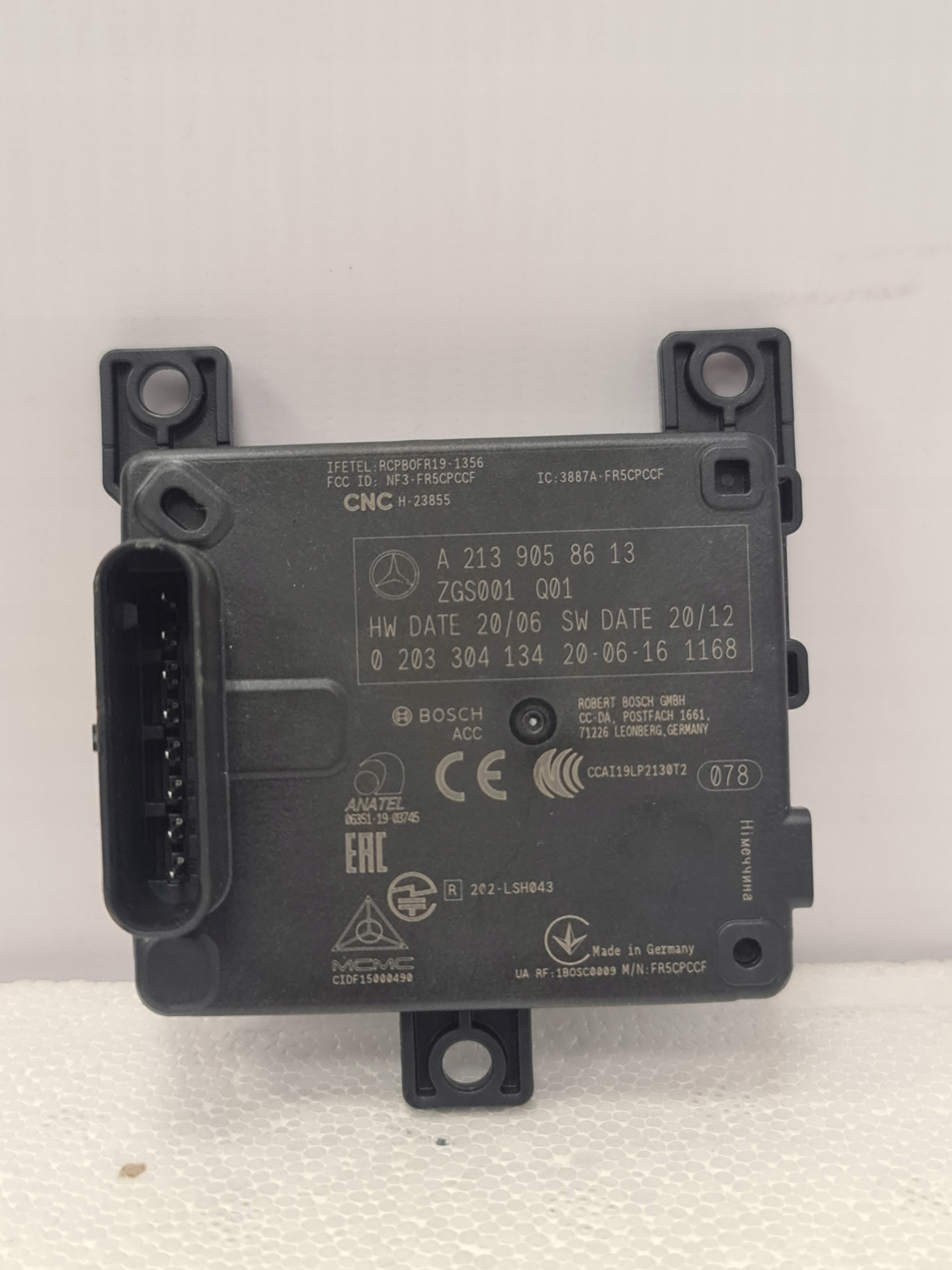 Radar Mercedes ACC Distronic A2139058613 W213 W257