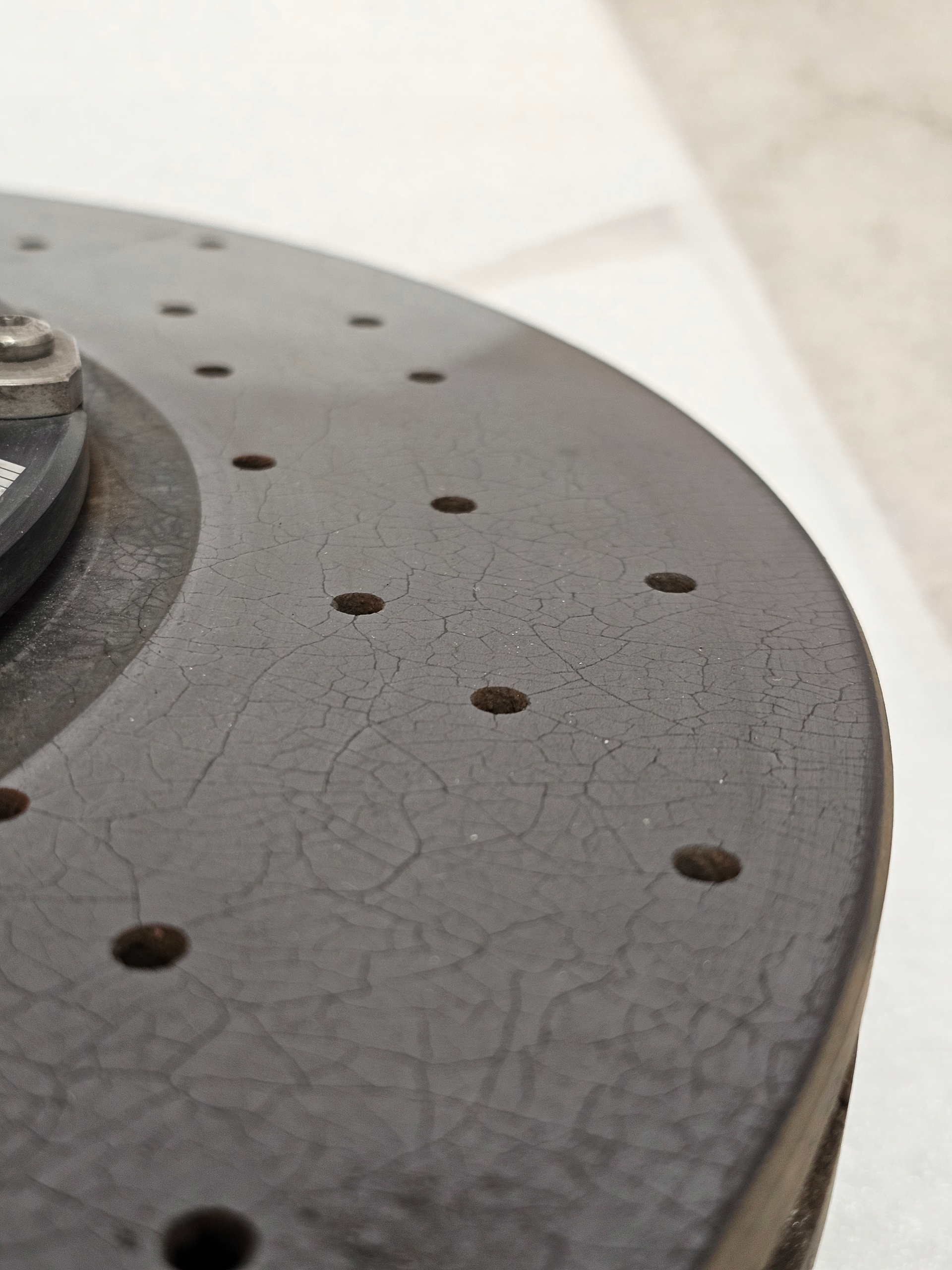 Tarcza CERAMICZNA BMW M5 F90 M8 Tył Prawa OEM - galeria