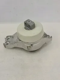 Poduszka silnika Mercedes W206 AMG C63 C43 - galeria