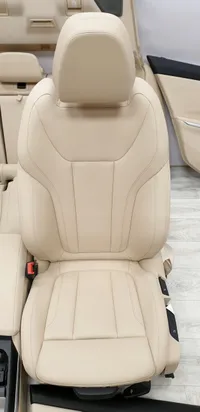 Wnętrze BMW G20 Fotele Canberra Beż Harman KCCY - galeria