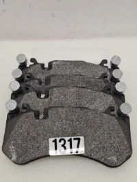 Klocki Mercedes W190 GT AMG Stal Przód Przednie - galeria