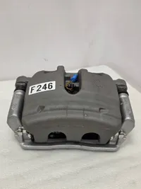 Zaciski Mercedes W206 W214 W254 330x32 PRZÓD - galeria