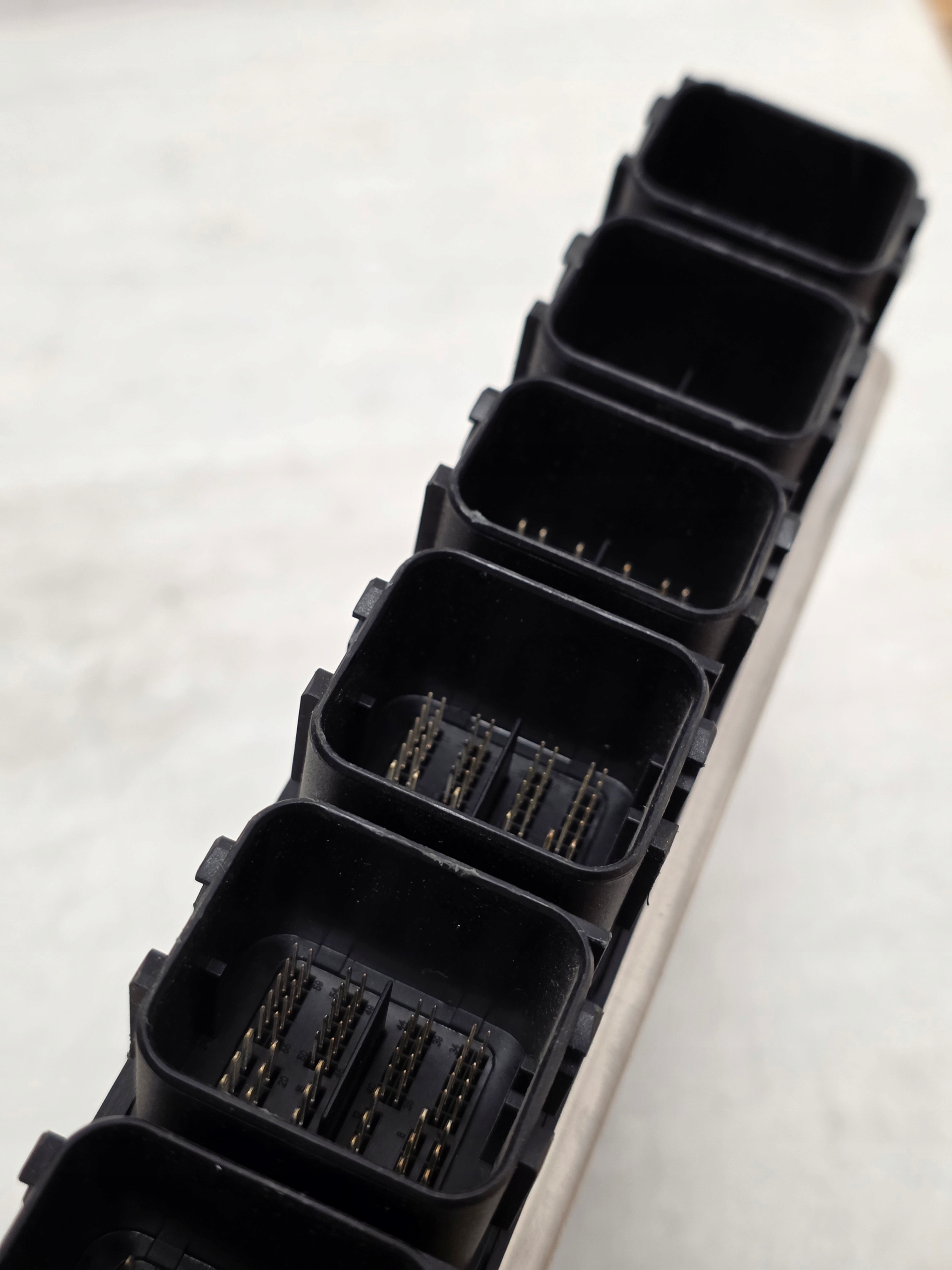 Sterownik Silnika ECU A1399000400 OM139 - galeria