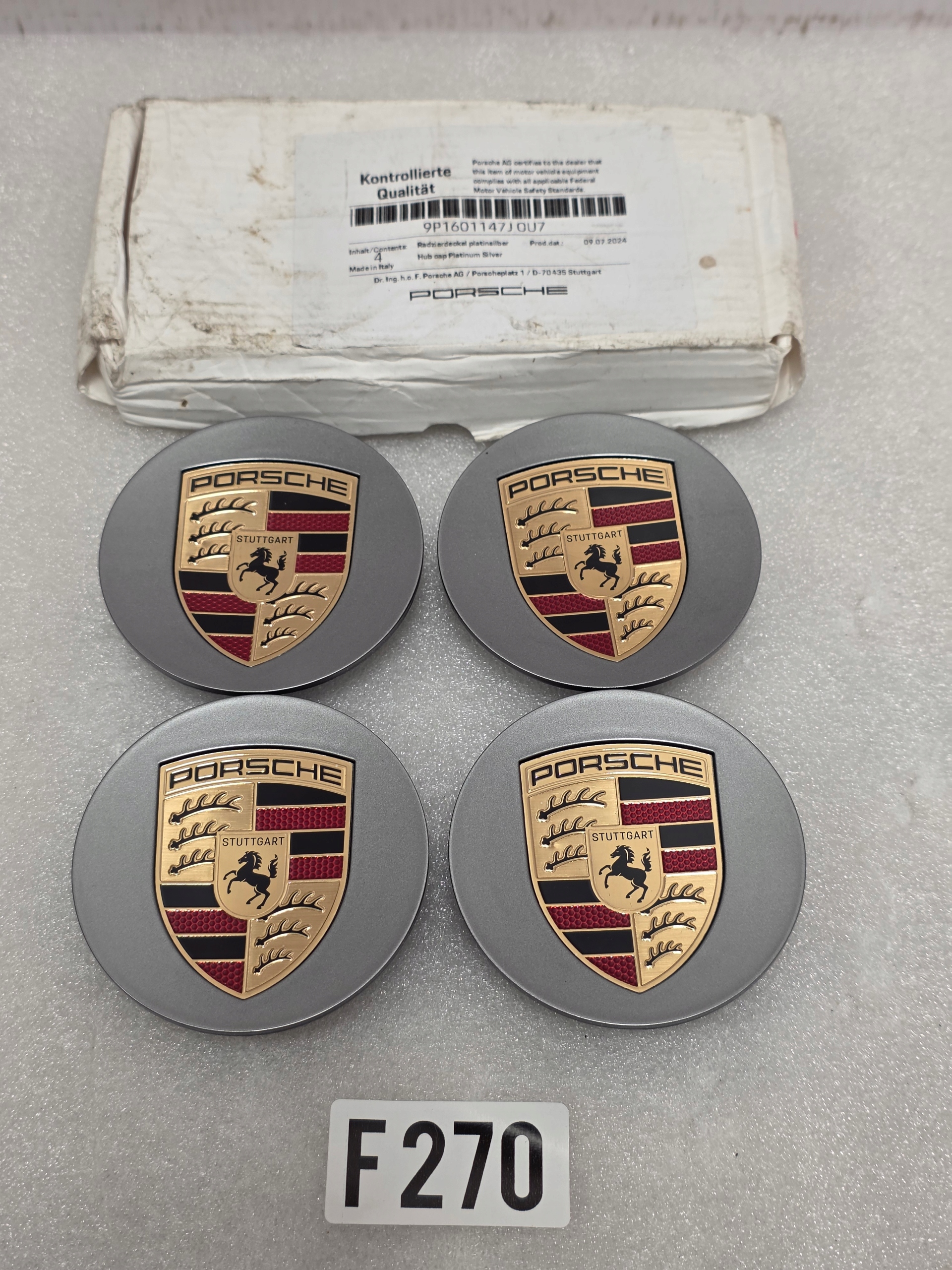 Dekielki Dekielek Nakładka Ozdobna PORSCHE OU7 Platinum Silver - galeria