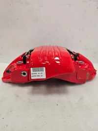 Zaciski Zacisk Ferrari SF90 Ceramika Przód Prawy Klocki NOWY - galeria