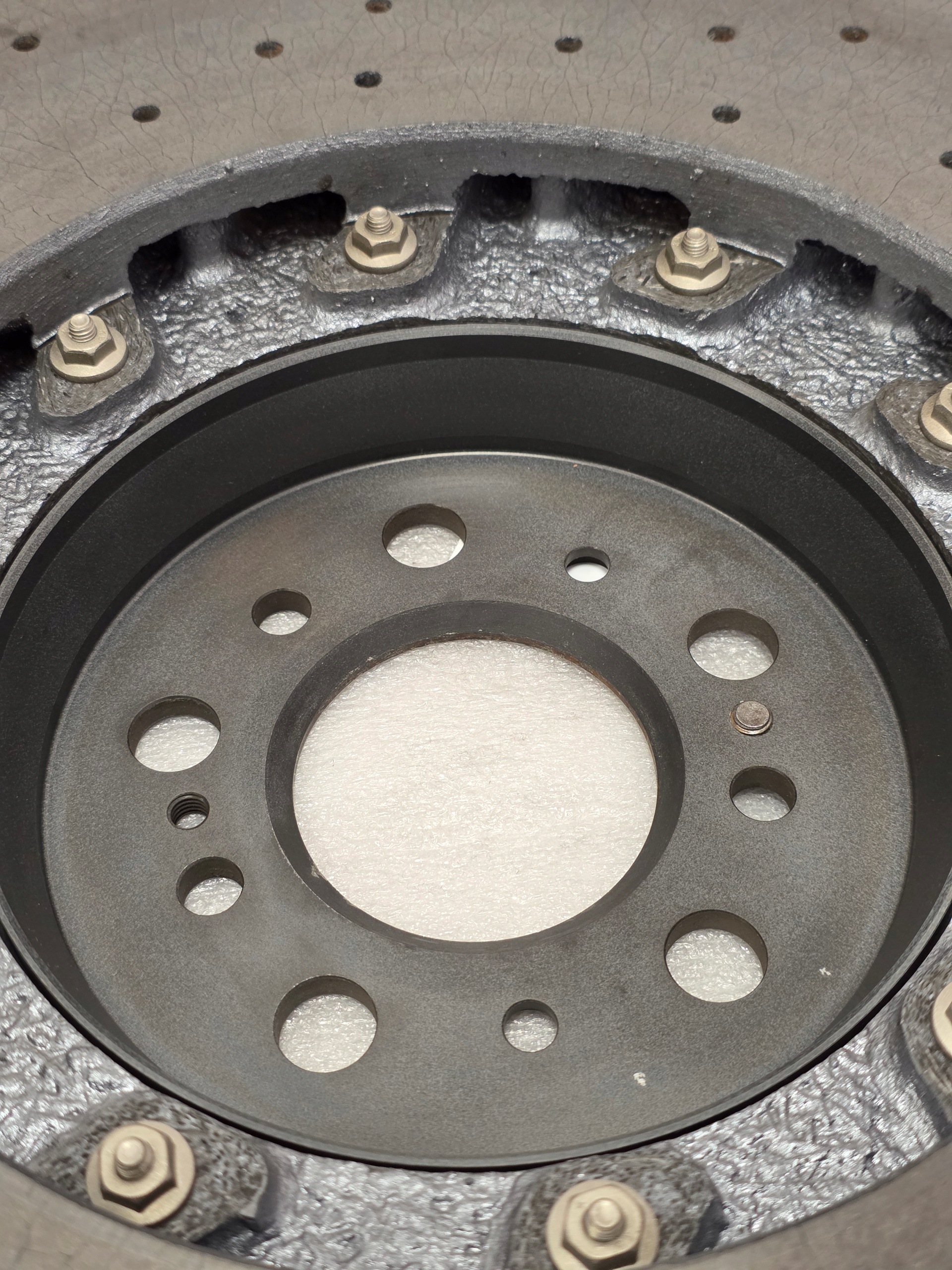 Tarcza CERAMICZNA BMW M5 F90 M8 Przód Prawa OEM - galeria