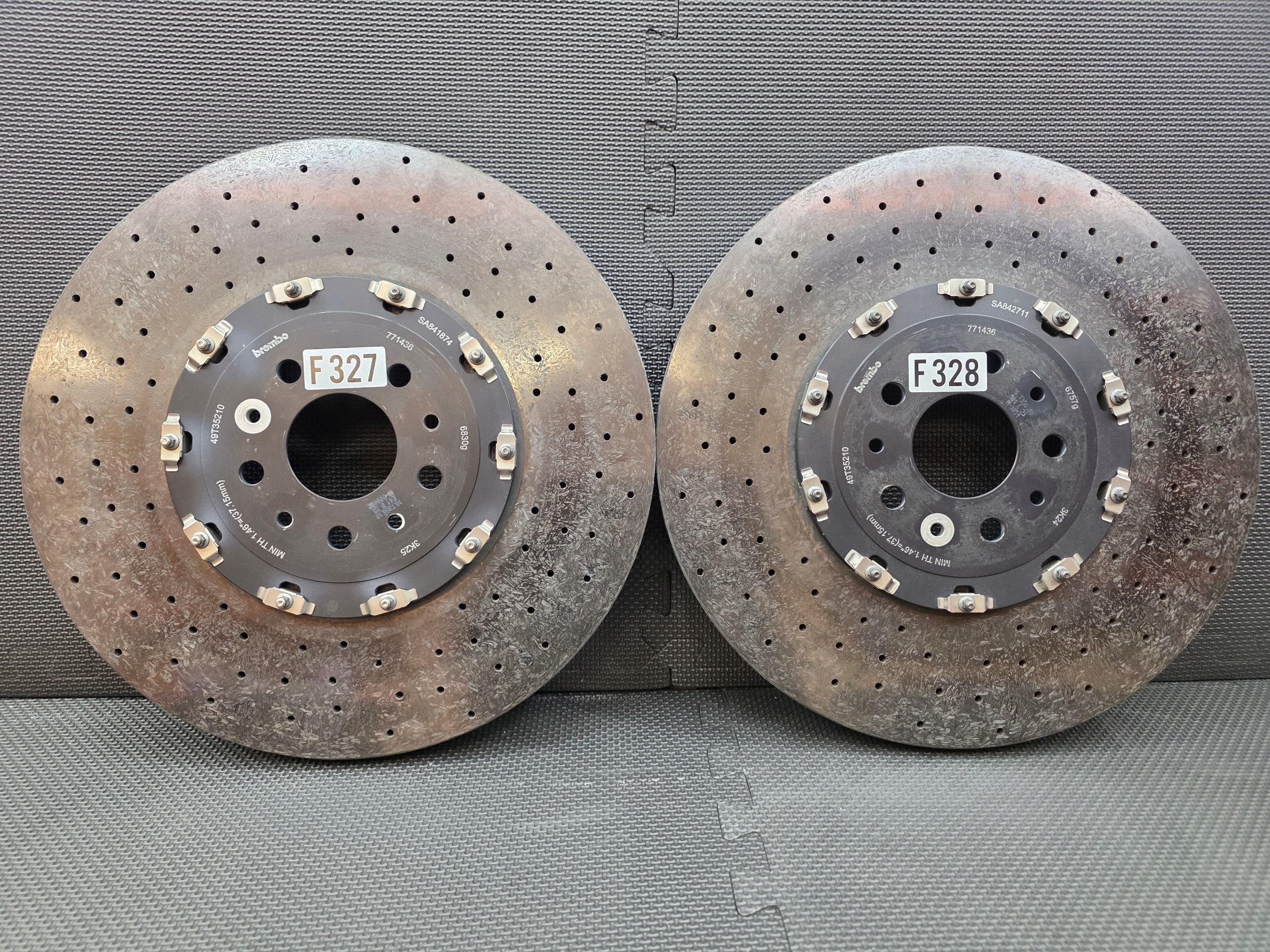 Tarcza CERAMICZNA Ferrari PRZÓD 812 SF90 296 GTB 12 Cilindri 771436 - galeria
