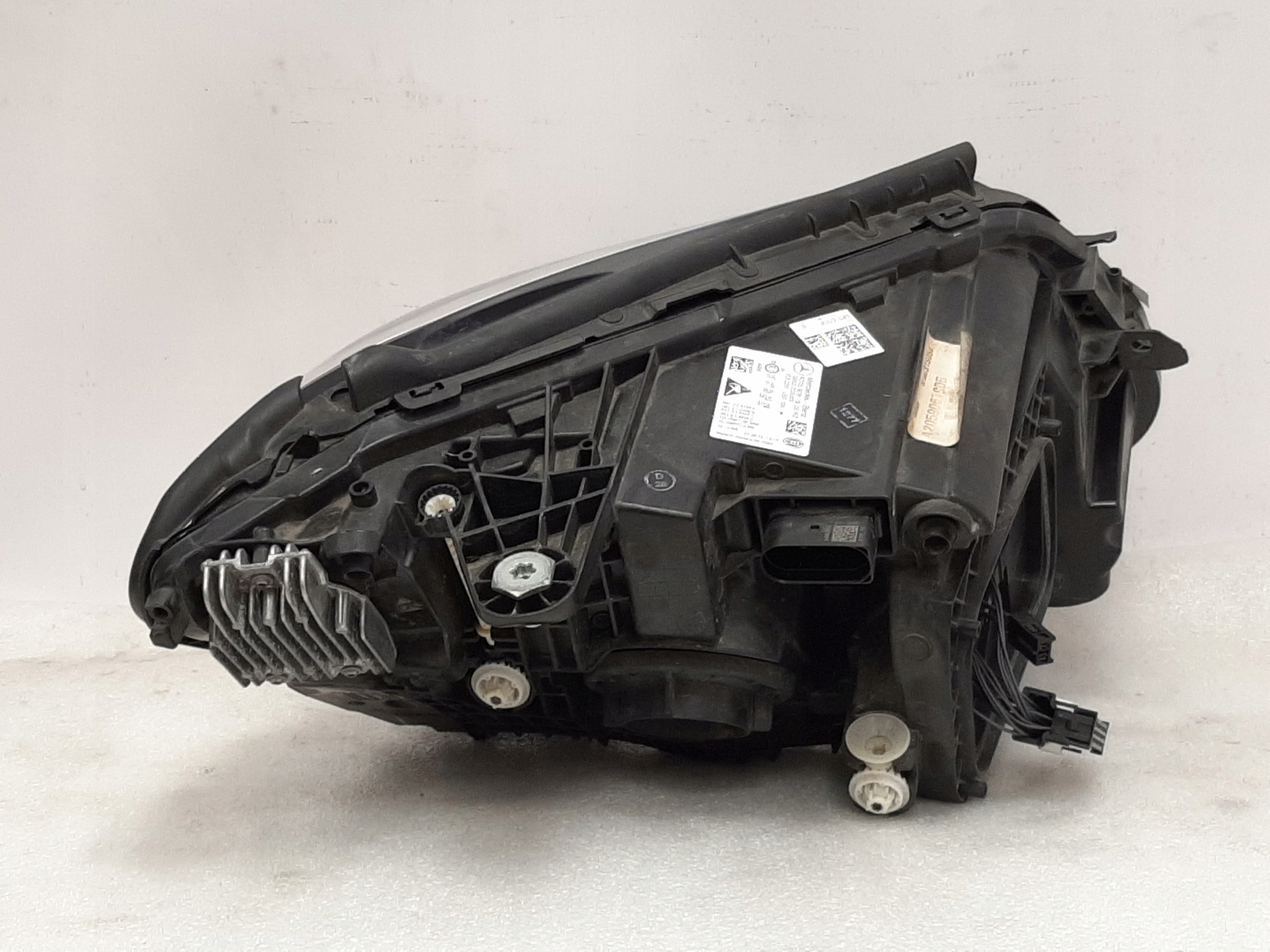 Lampa Mercedes C W205 Full LED Performance Lewa - galeria